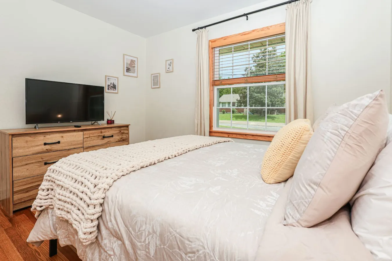Cozy Ranch Retreat w/ Fire Pit! ~10min to Downtown 14