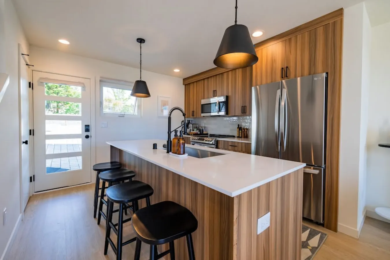 Brand New 3BR Retreat Sauna Private Rooftop 8