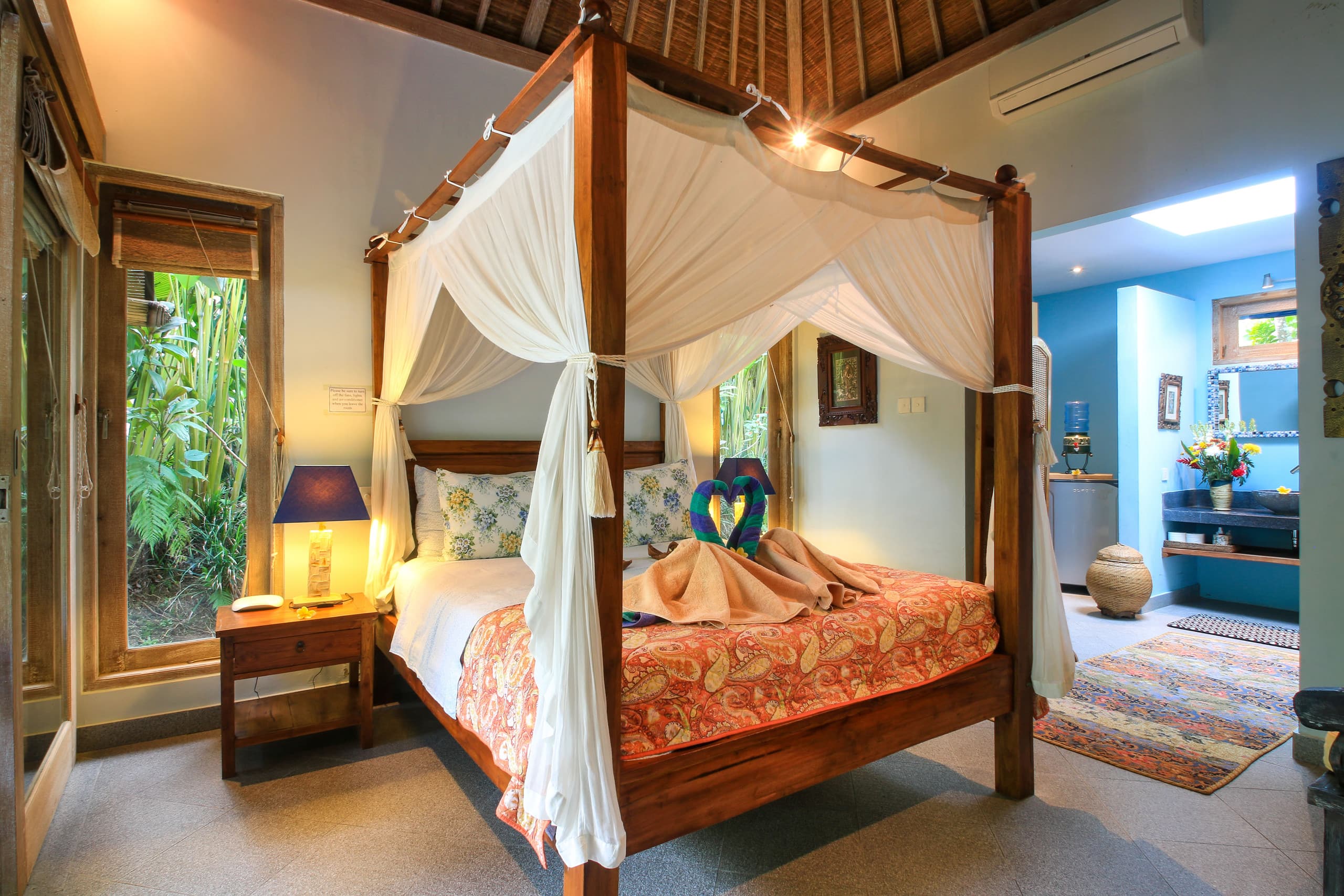 Boho Bungalow in the Rice Fields of Penestanan 7