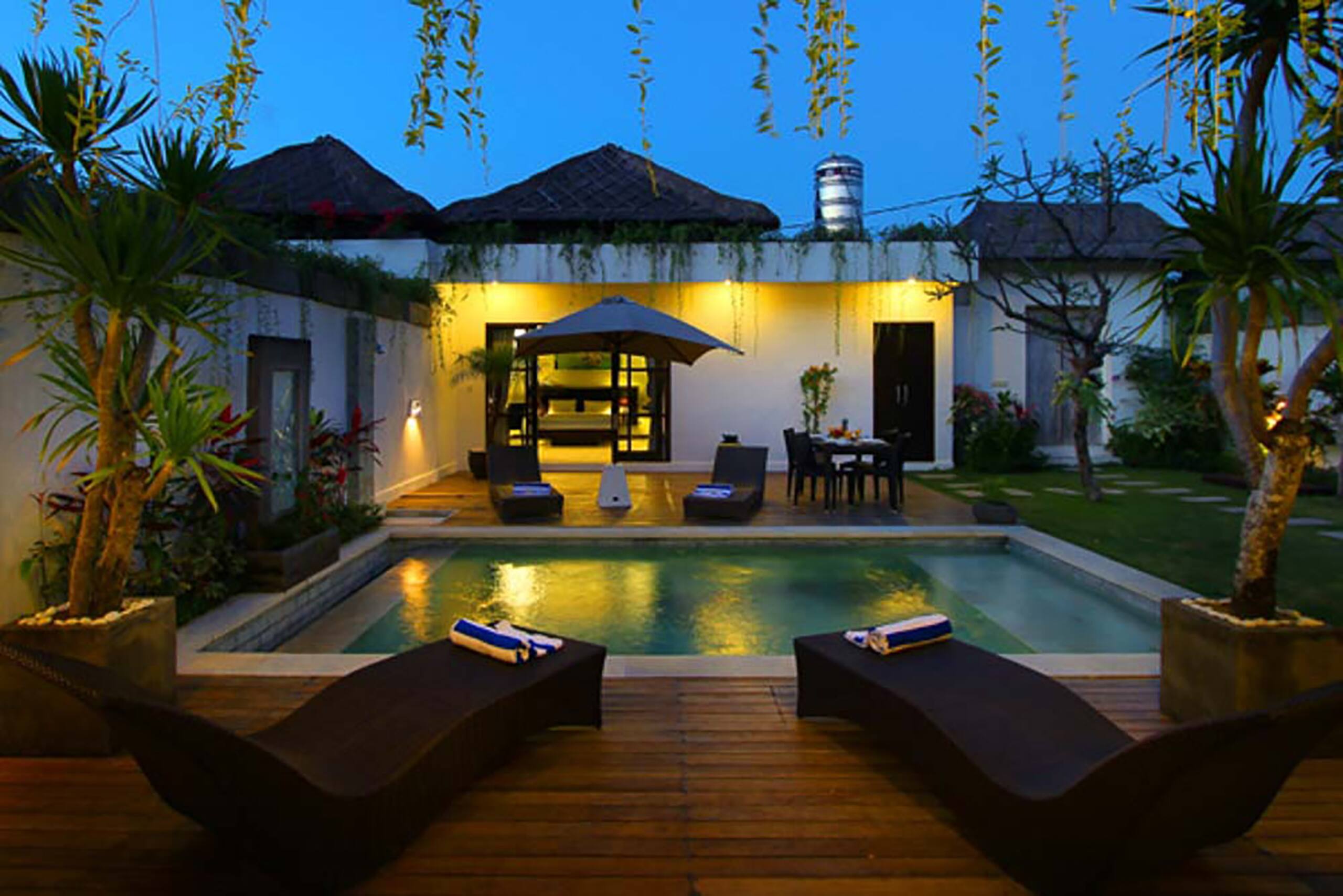 5 min Seminyak & Canggu - 800 m to Beach 17