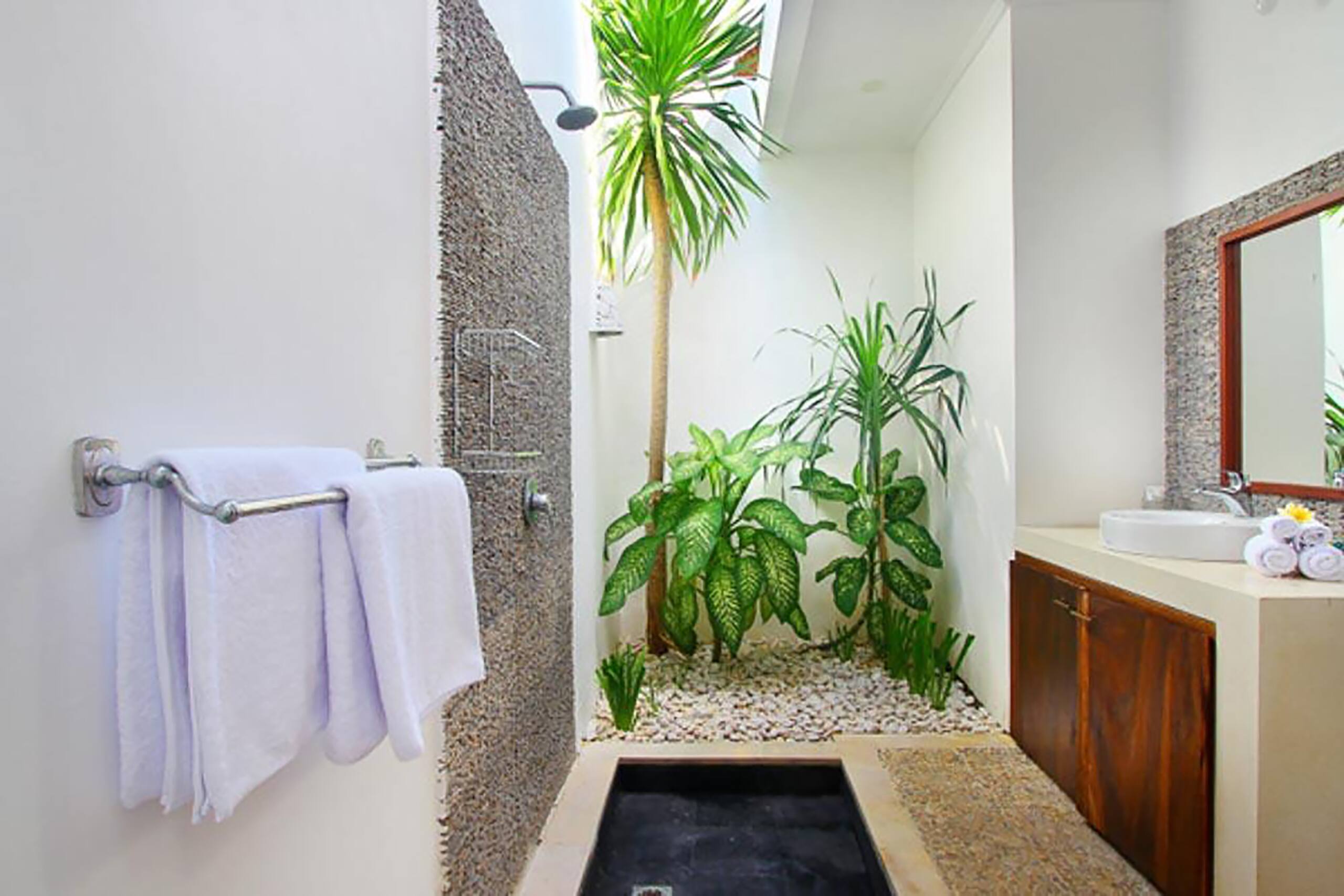 5 min Seminyak & Canggu - 800 m to Beach 15