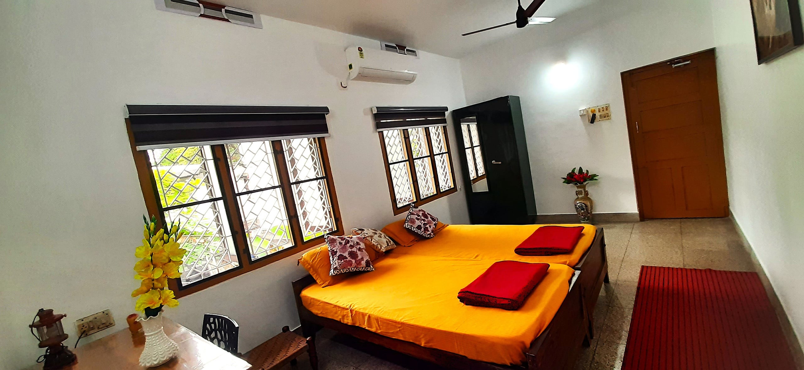 Breakfast incl. AC room central Fort kochi Grade1 1