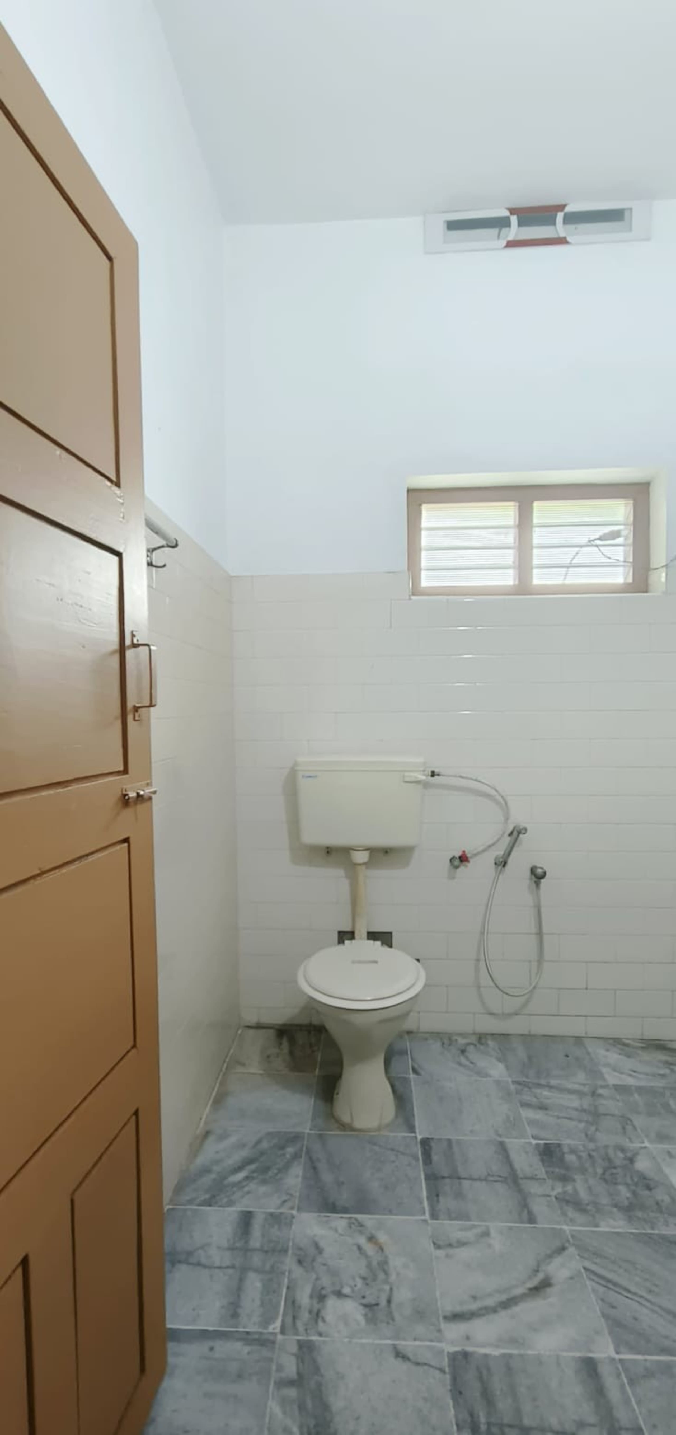 Breakfast incl. AC room central Fort kochi Grade1 18