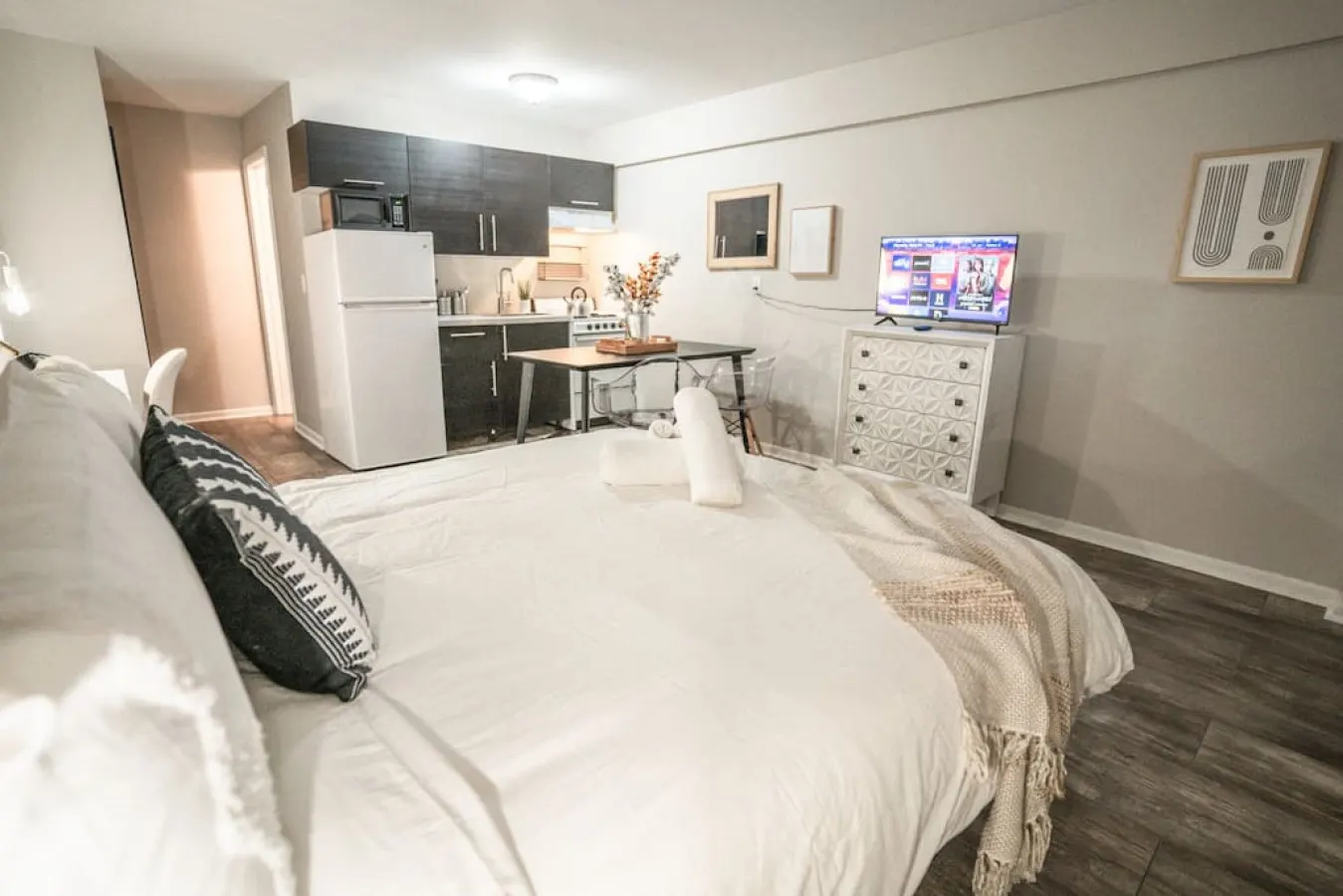 Walk to OSU Free Parking Smart TV/WiFi 10