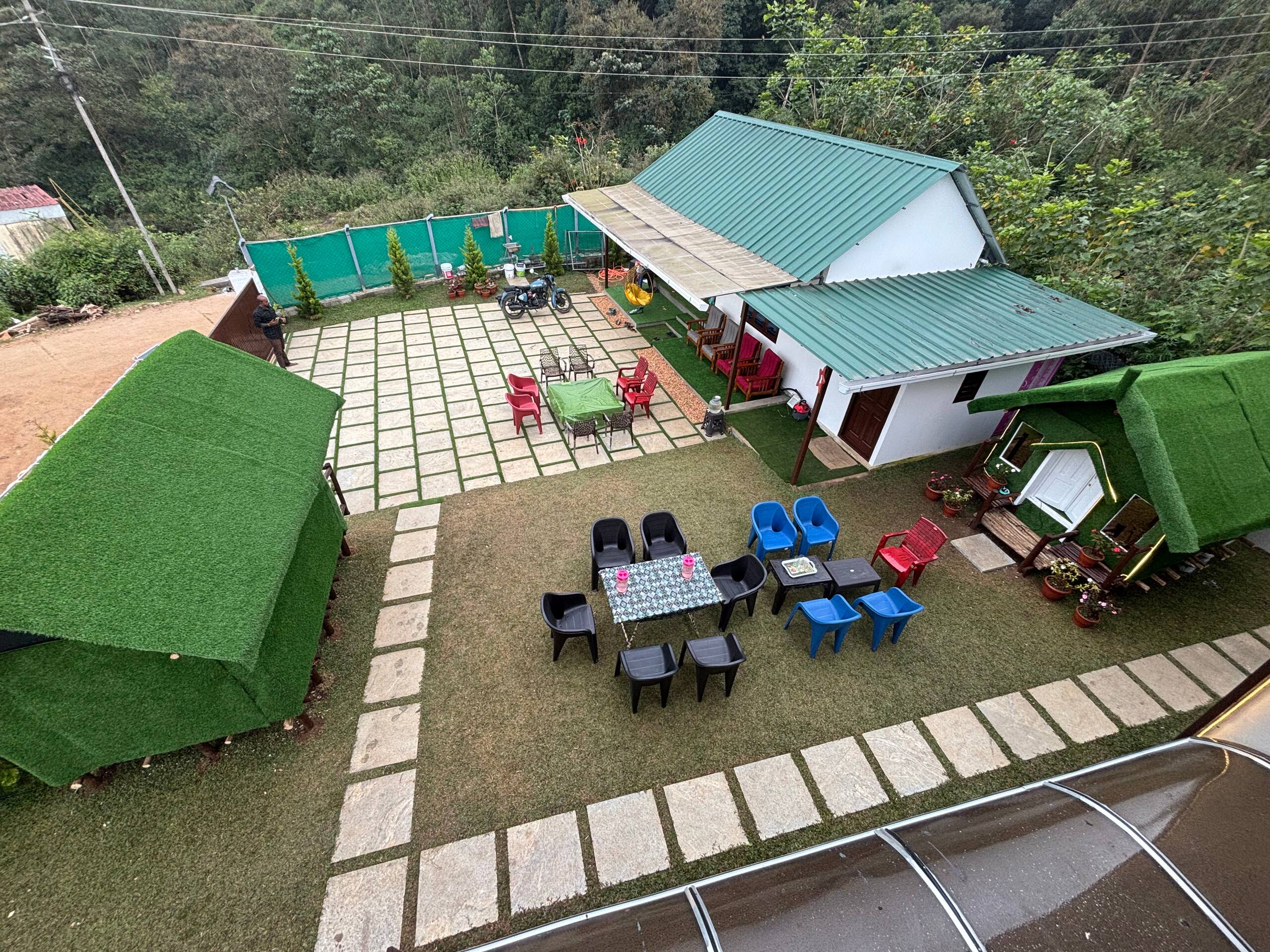 Welcome to our Bethel Resorts 2A-frame, Hut Resort 17