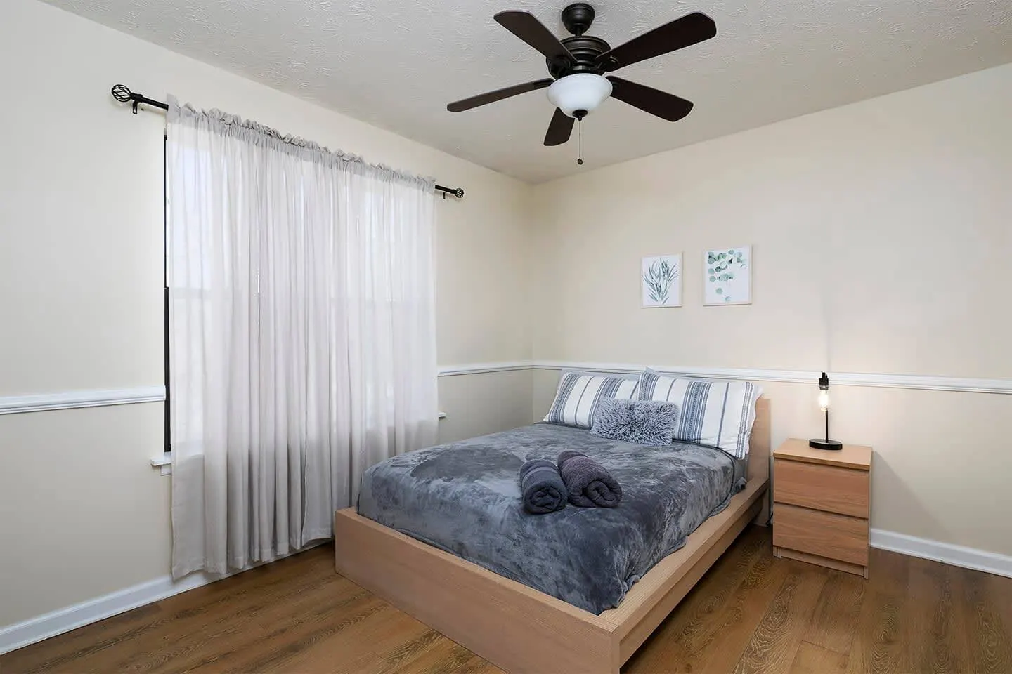 Renovated Farmhouse Near Six Flags 18