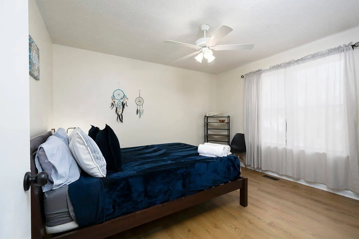 Renovated Farmhouse Near Six Flags 19