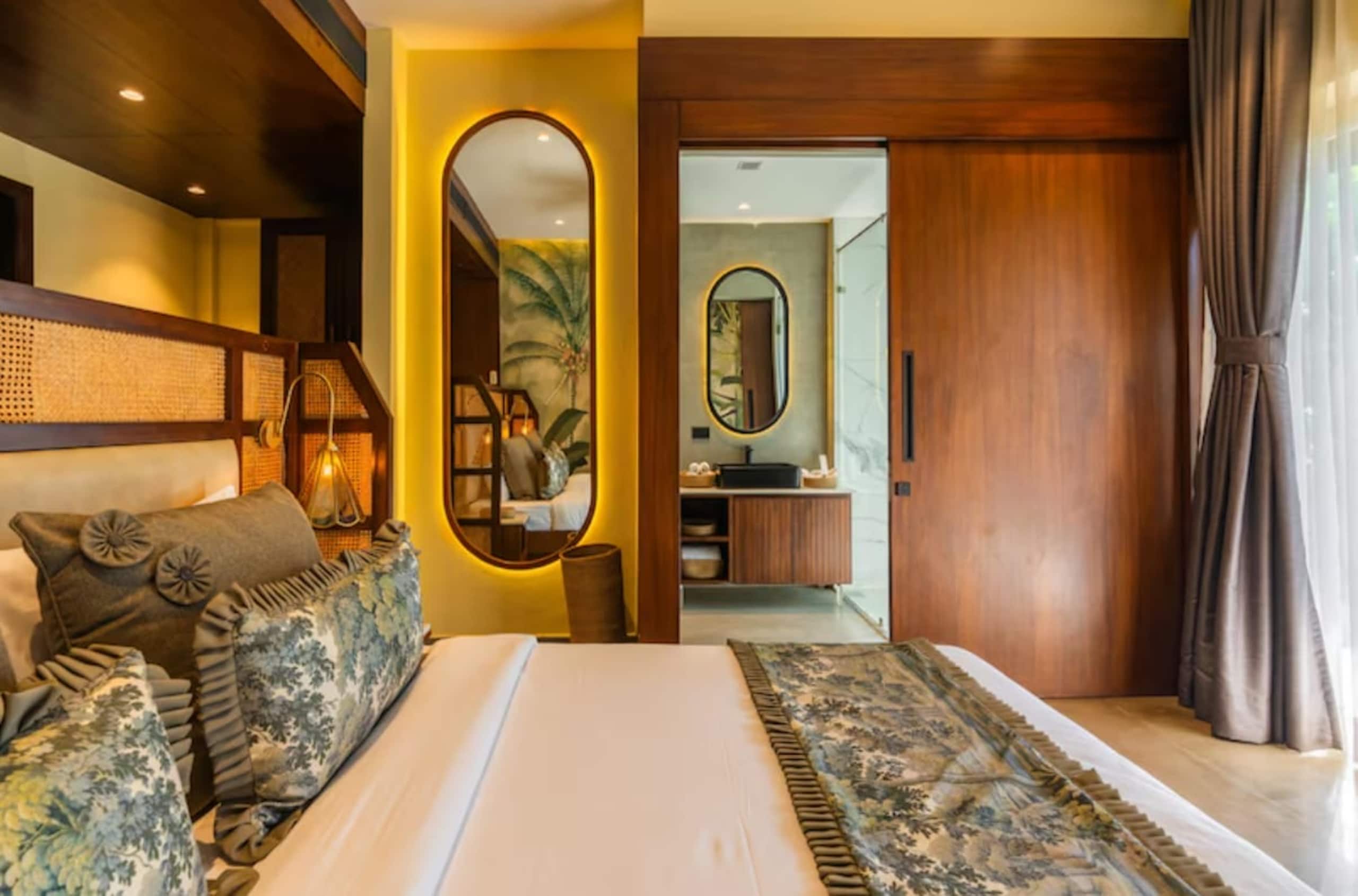 Resort By Artios-Deluxe Room02/Pool/VagatorBeach 10
