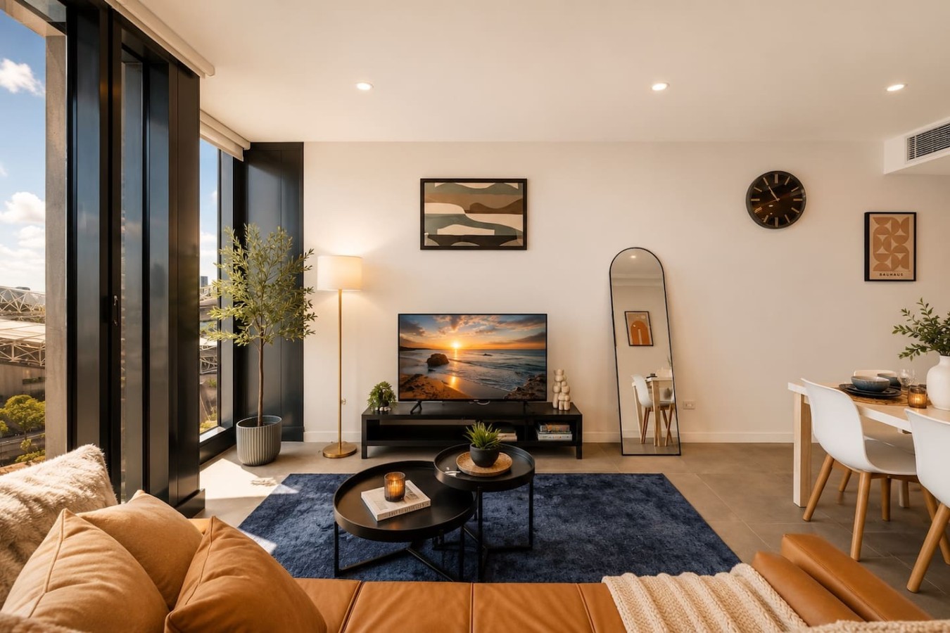 AccorView Luxury 1BR Suite Pool Gym Parking 3