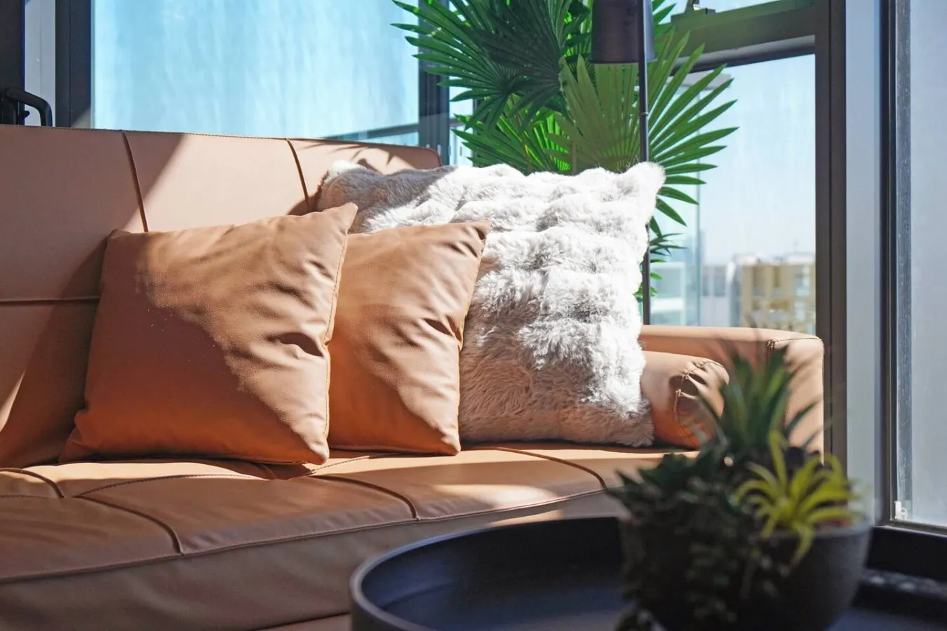 AccorView Luxury 1BR Suite Pool Gym Parking 8
