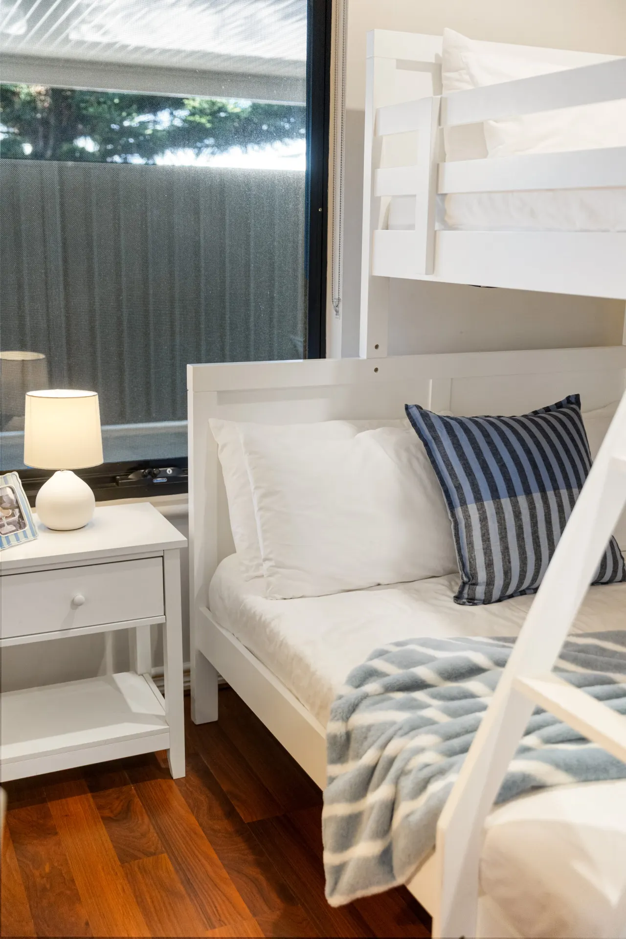 Gone Coastal—Family Beachside Breeze 9