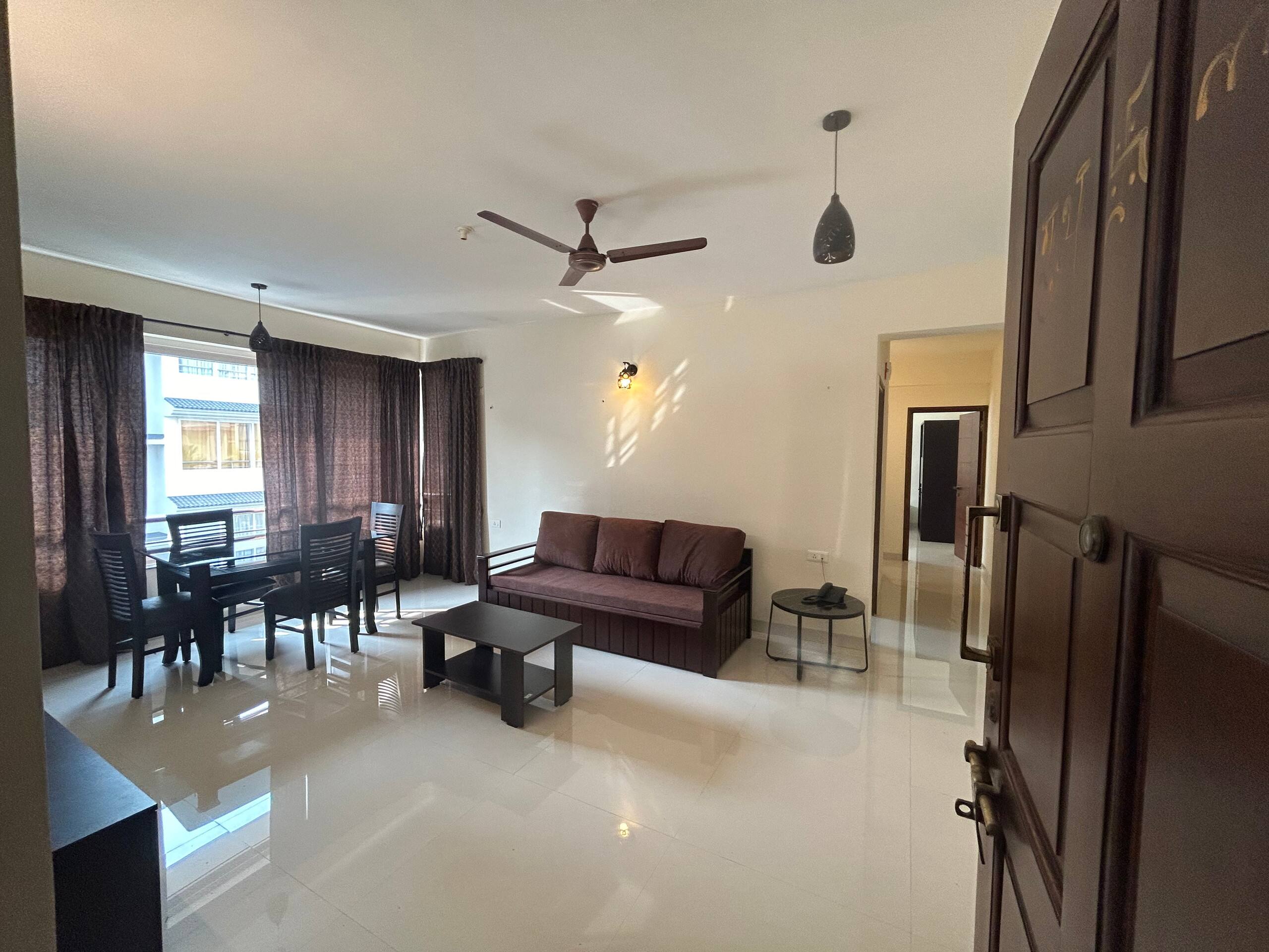 Models Sea Esta - 1 BHK & Pool facility. — photo 2