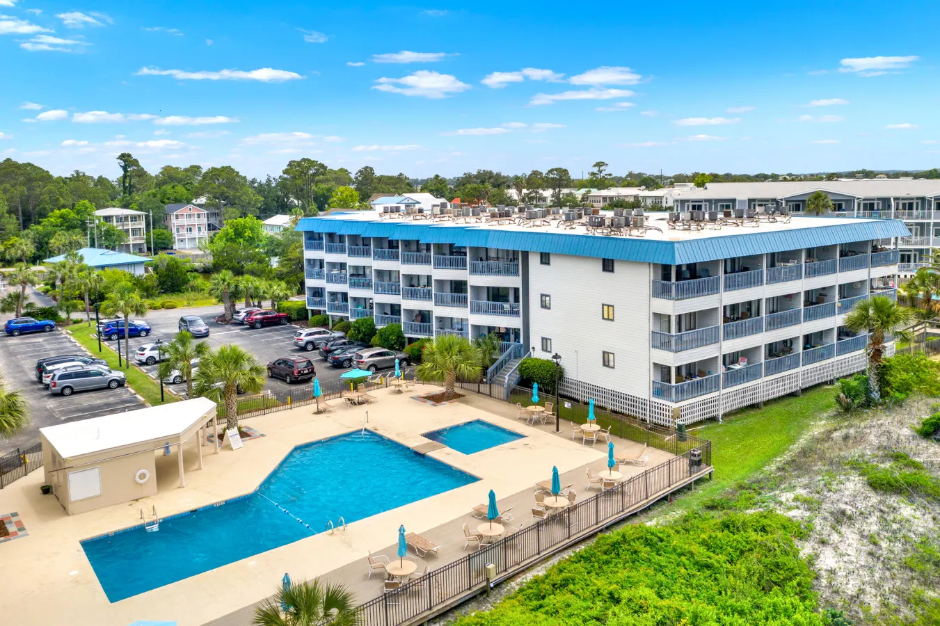 Oceanview Condo: 1 BR steps from Beach