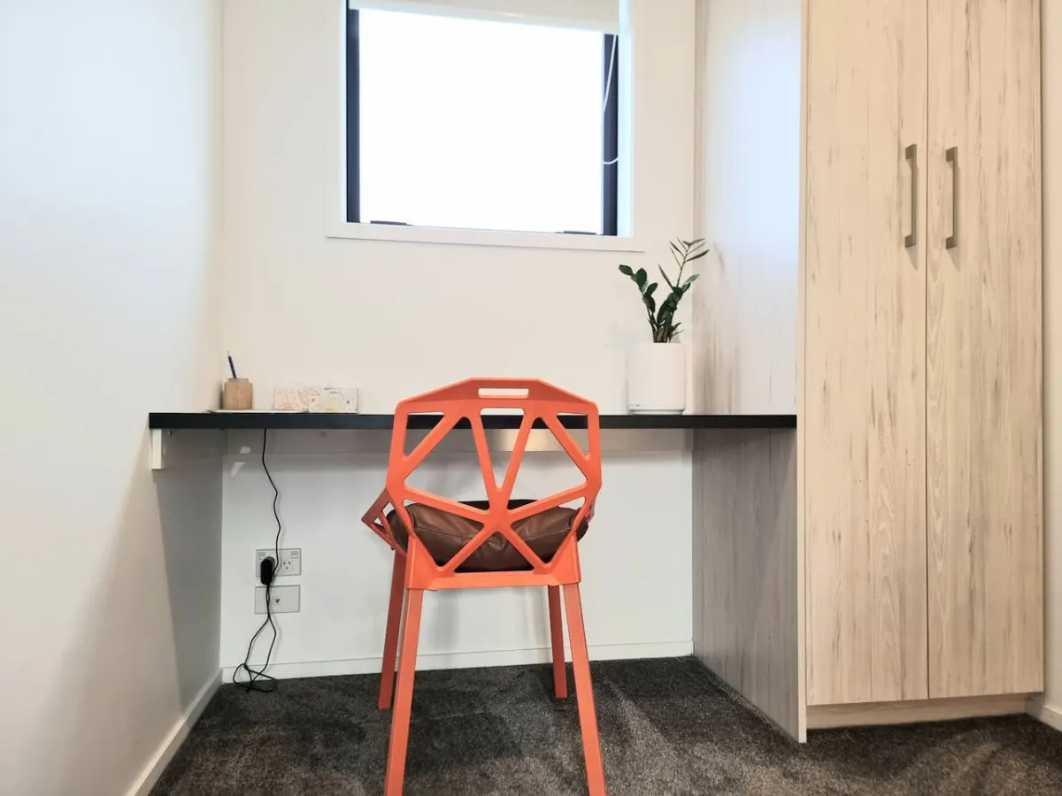 *Townhouse 7 mins walk to Arena 19