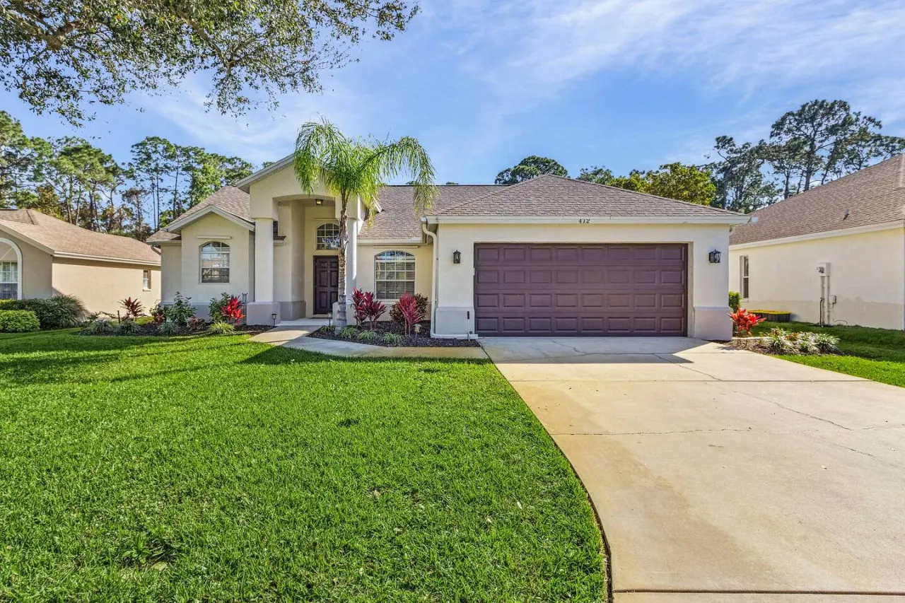 Serene Pool Home in Briarwood Gated Community-Naples 11