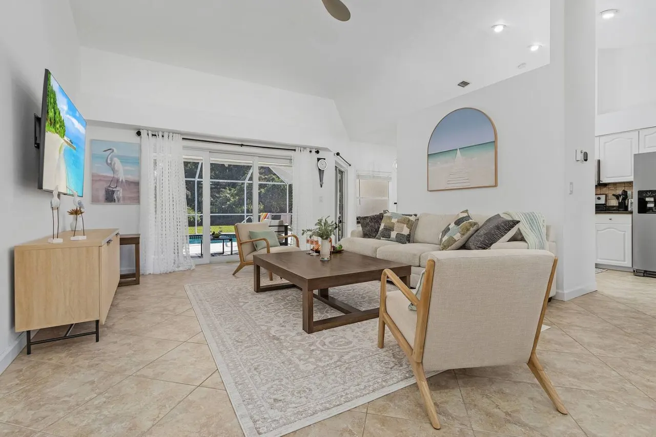 Serene Pool Home in Briarwood Gated Community-Naples 7