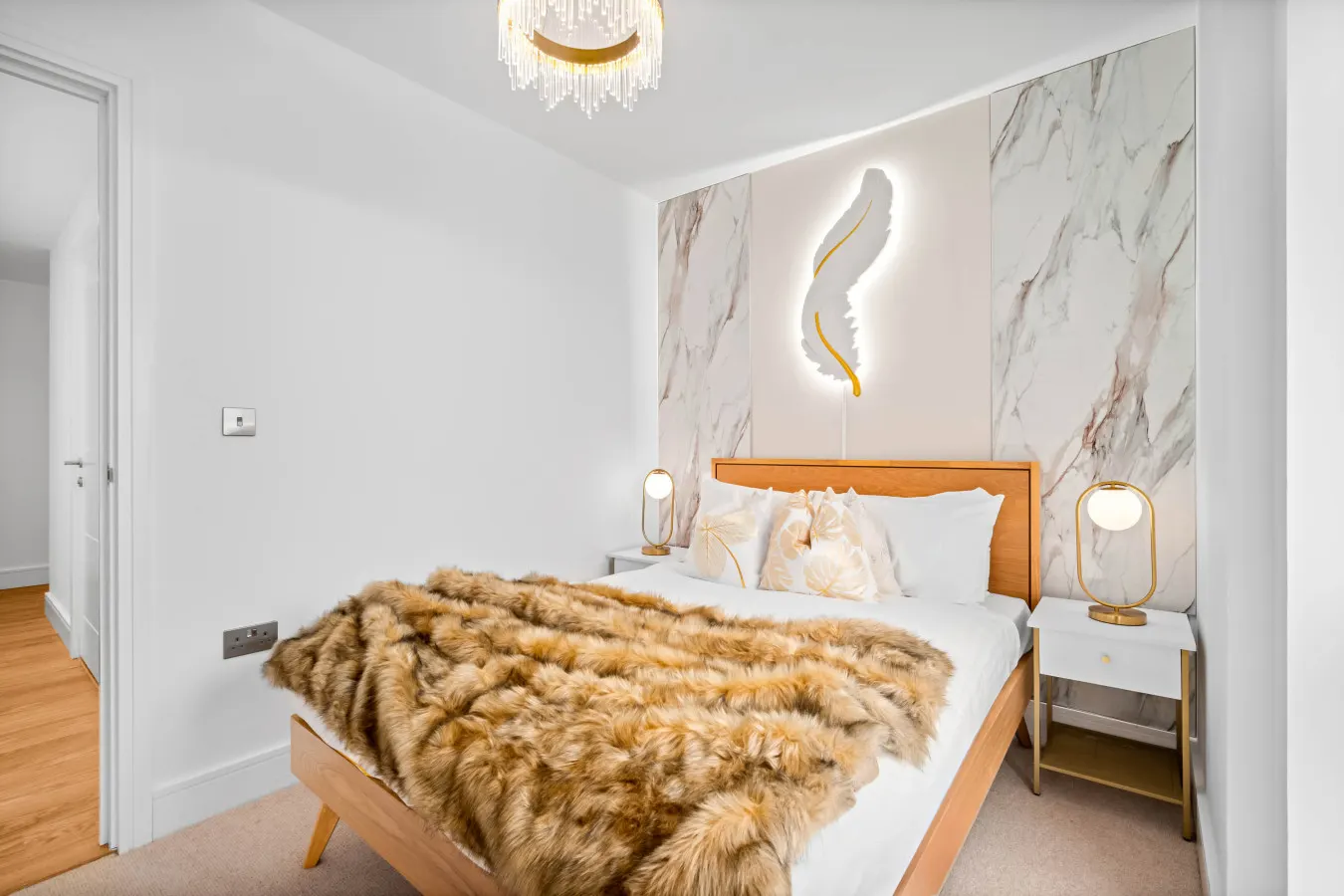Modern Apartment * 2 Bedroom * Balcony* Parking 19