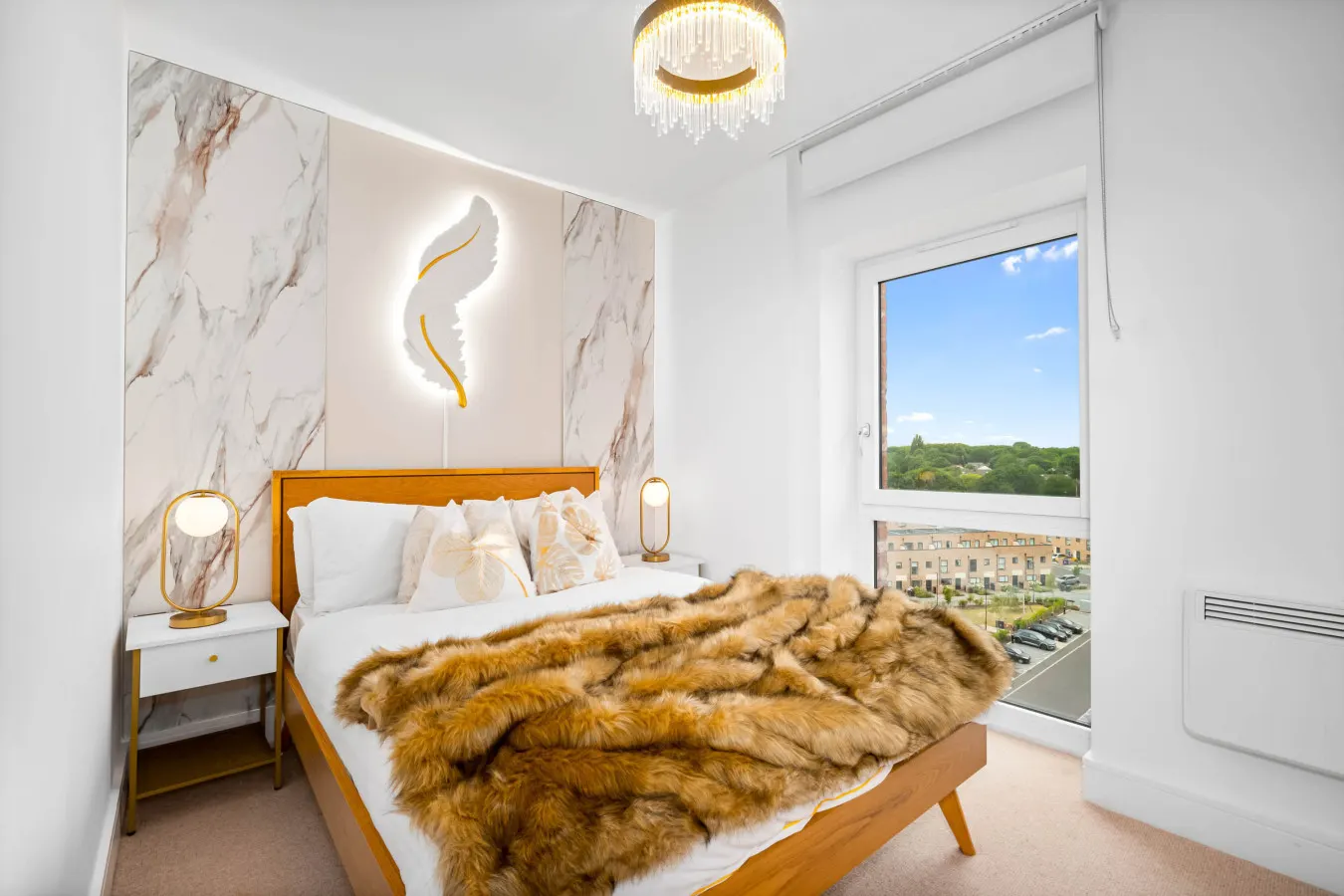 Modern Apartment * 2 Bedroom * Balcony* Parking 8