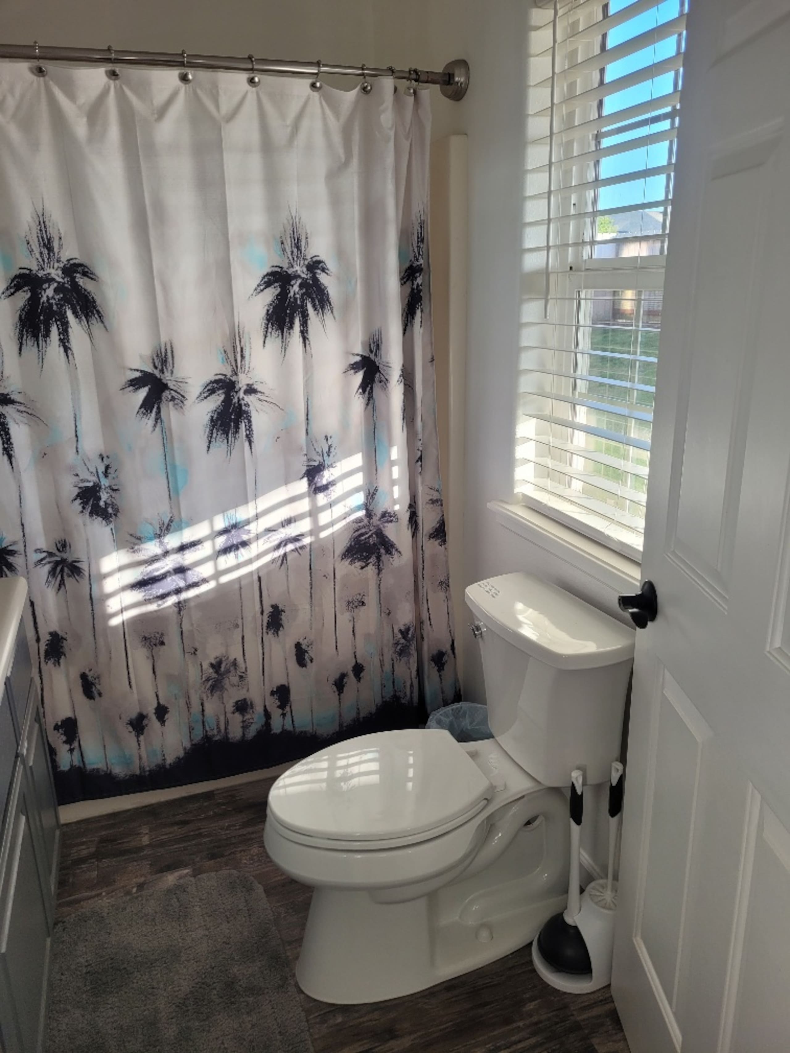 Ocean Blue View with apartment 10