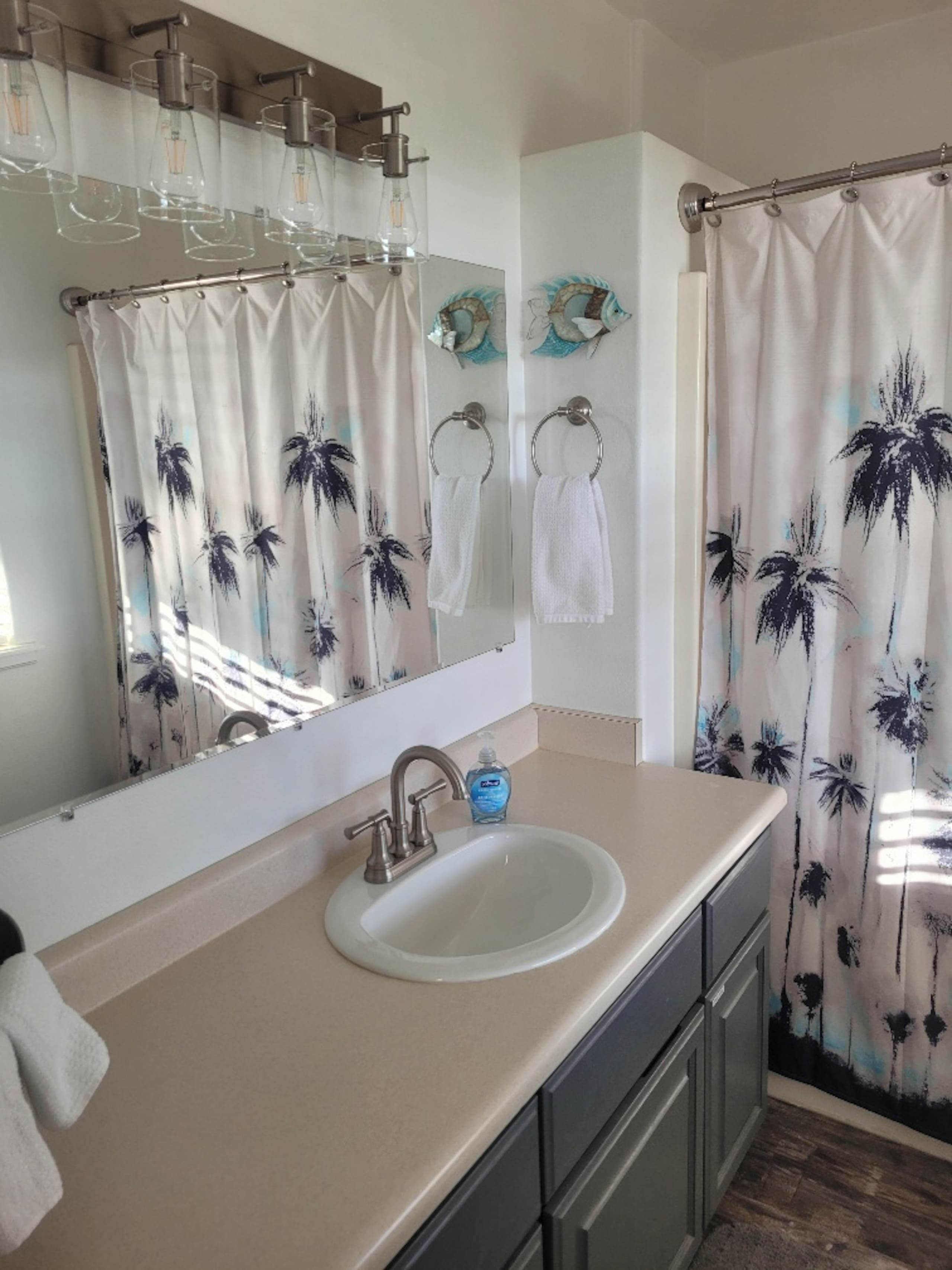 Ocean Blue View with apartment 11