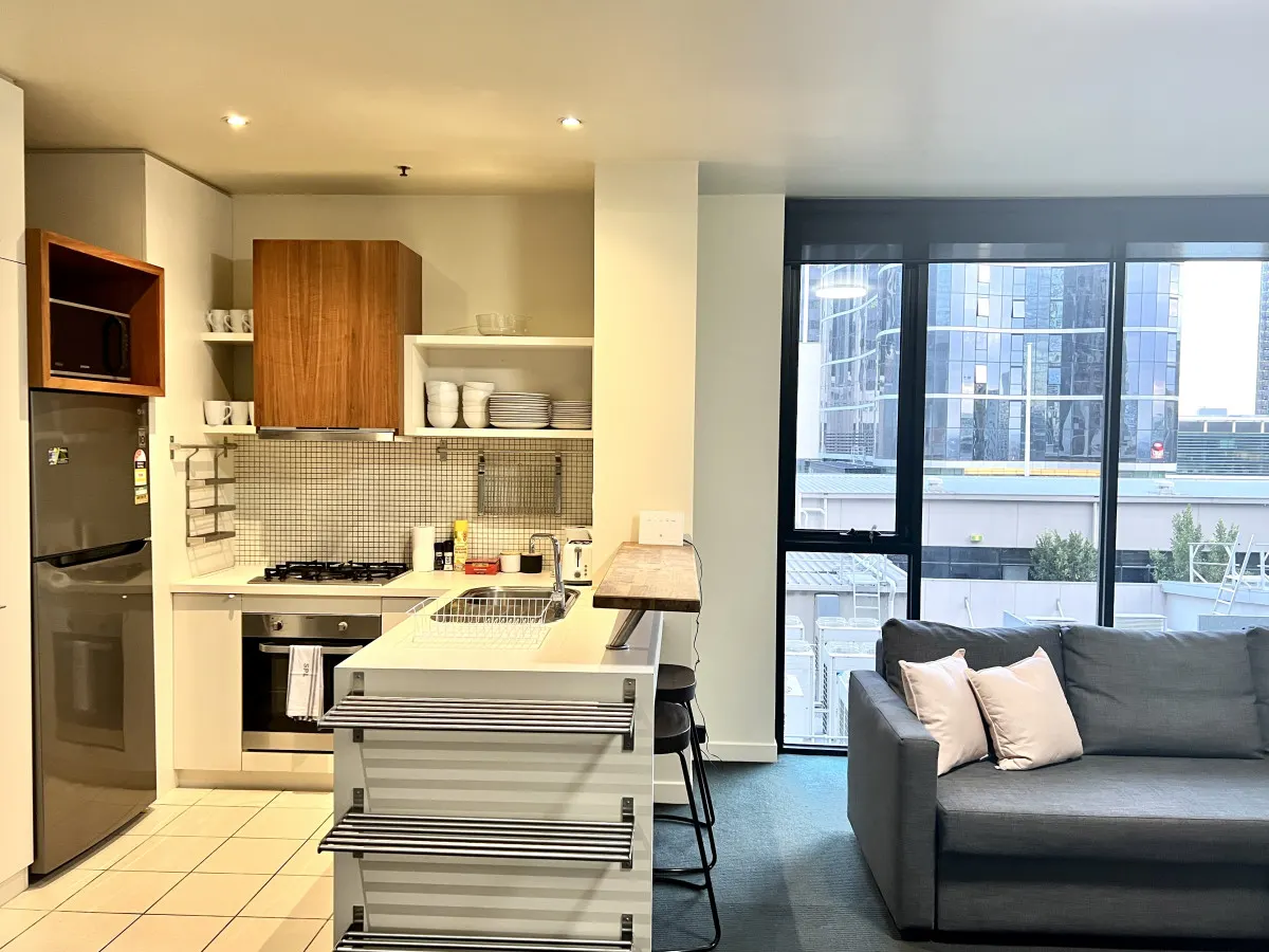 Fantastic 4BR in CBD by Readyset 1