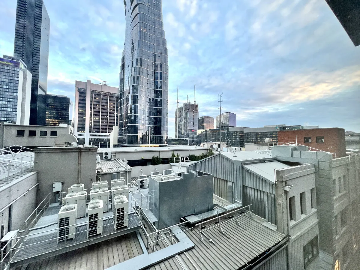 Fantastic 4BR in CBD by Readyset 16