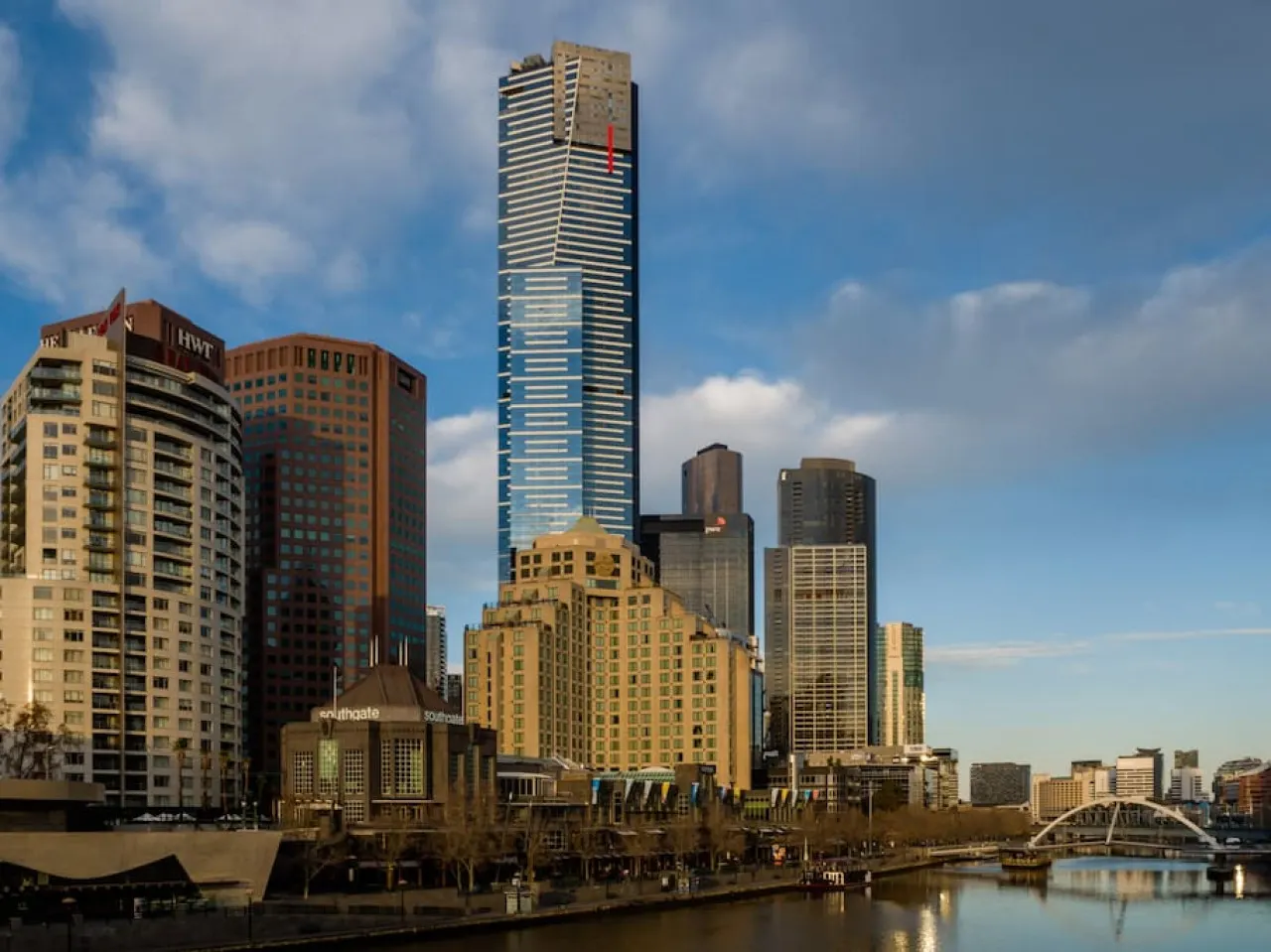 Fantastic 4BR in CBD by Readyset 18