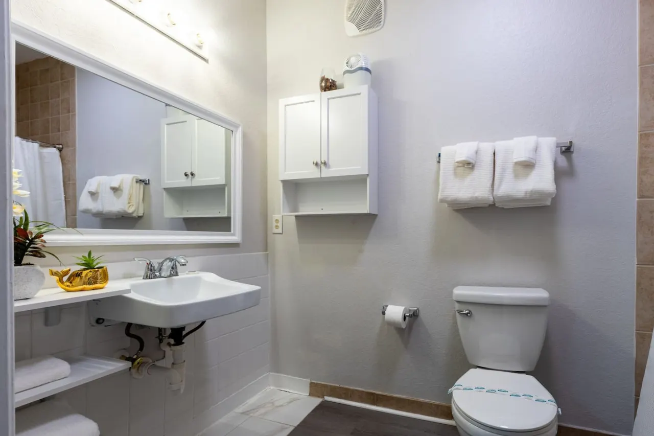 Cozy 2BR Escape Near Disney 11