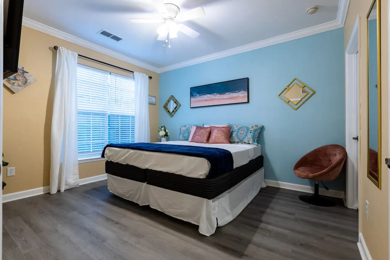 Cozy 2BR Escape Near Disney 3