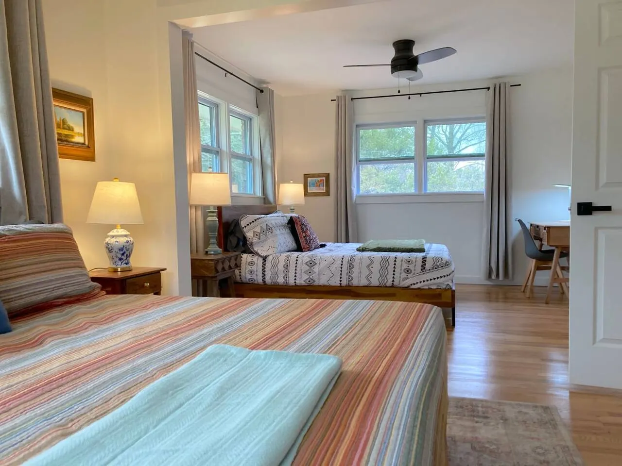 Newly Renovated Cozy Rustic Home 10min from Truist 17