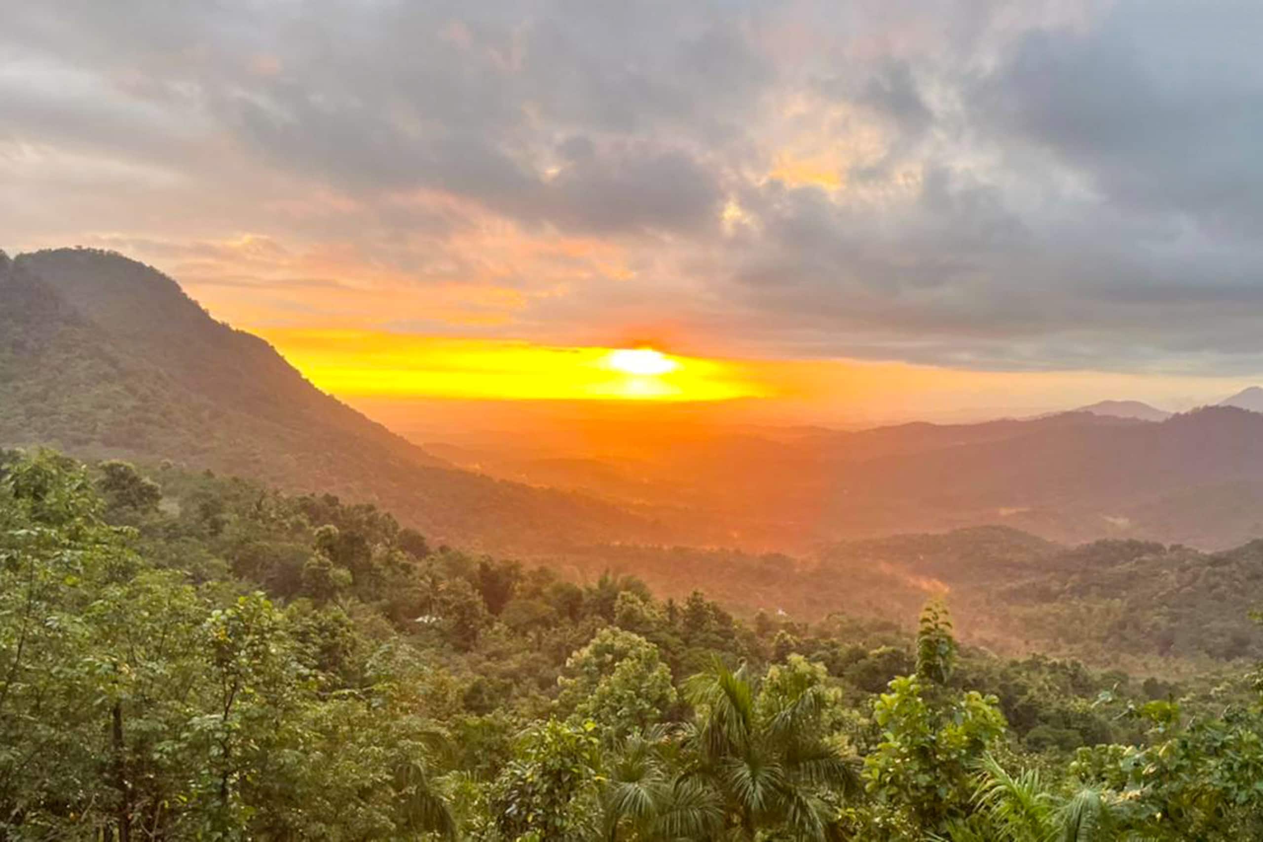 2BR|Mountain Escape+View|StayVista|La Grove@Kerla 13