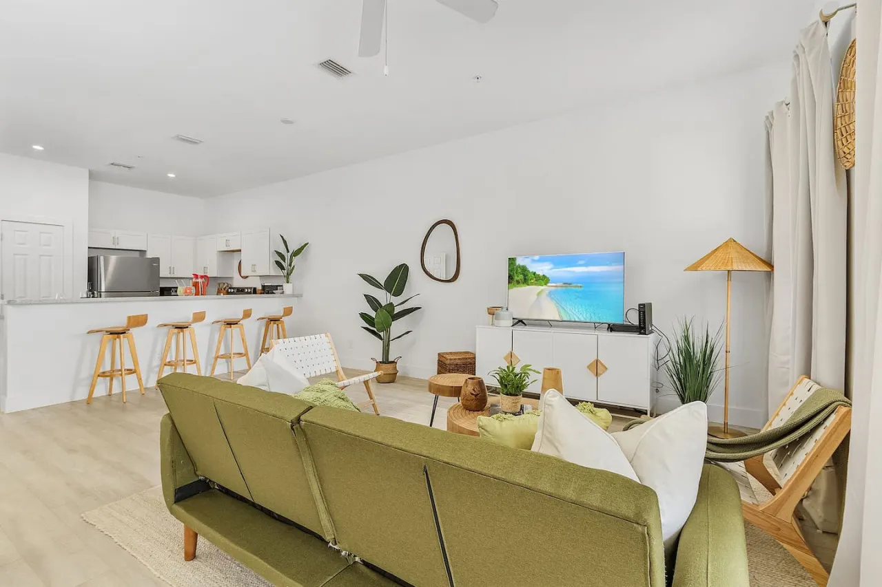 Paradise at Hidden Palms Cove 13
