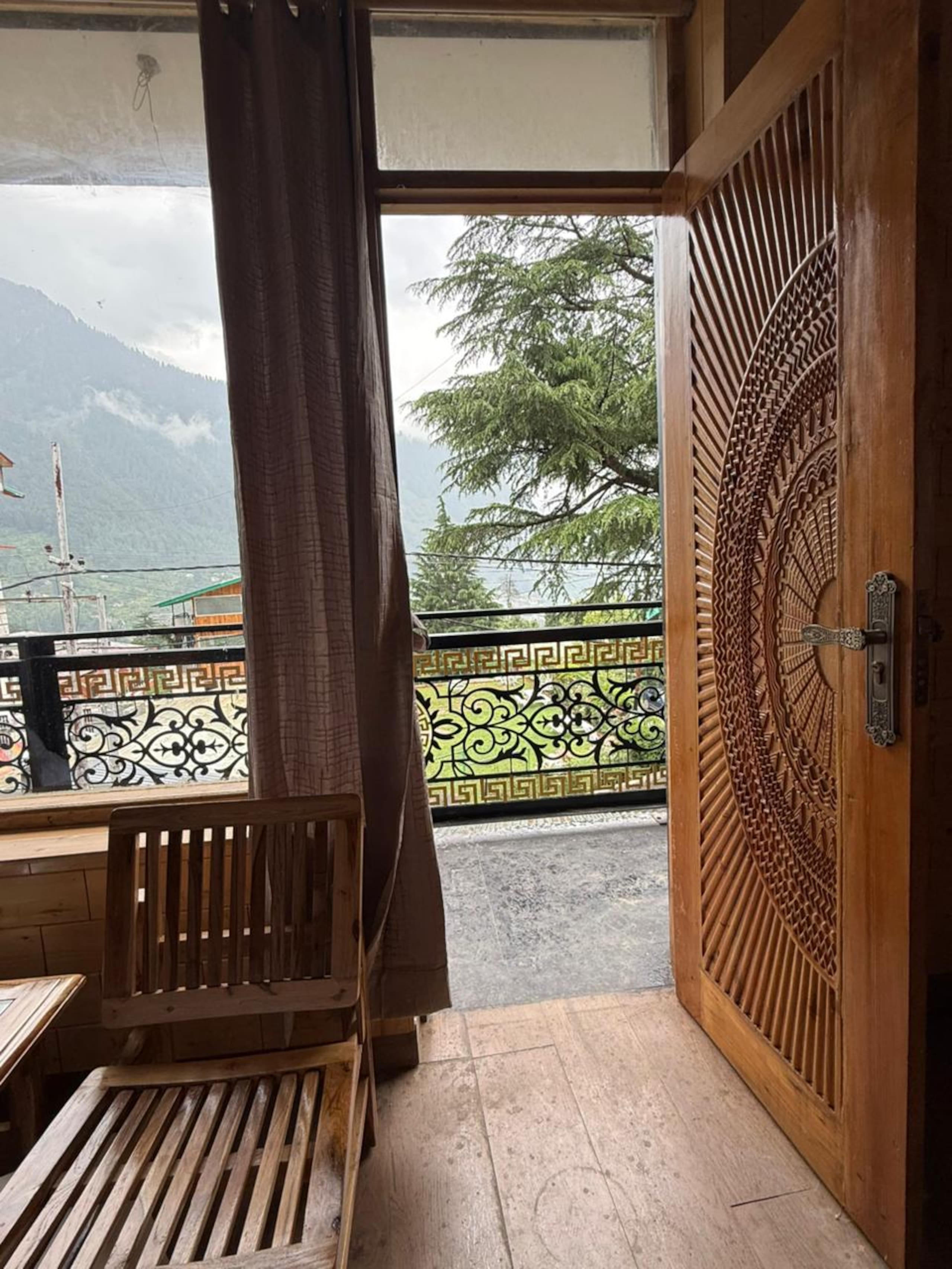 Uttam retreat Manali — photo 3