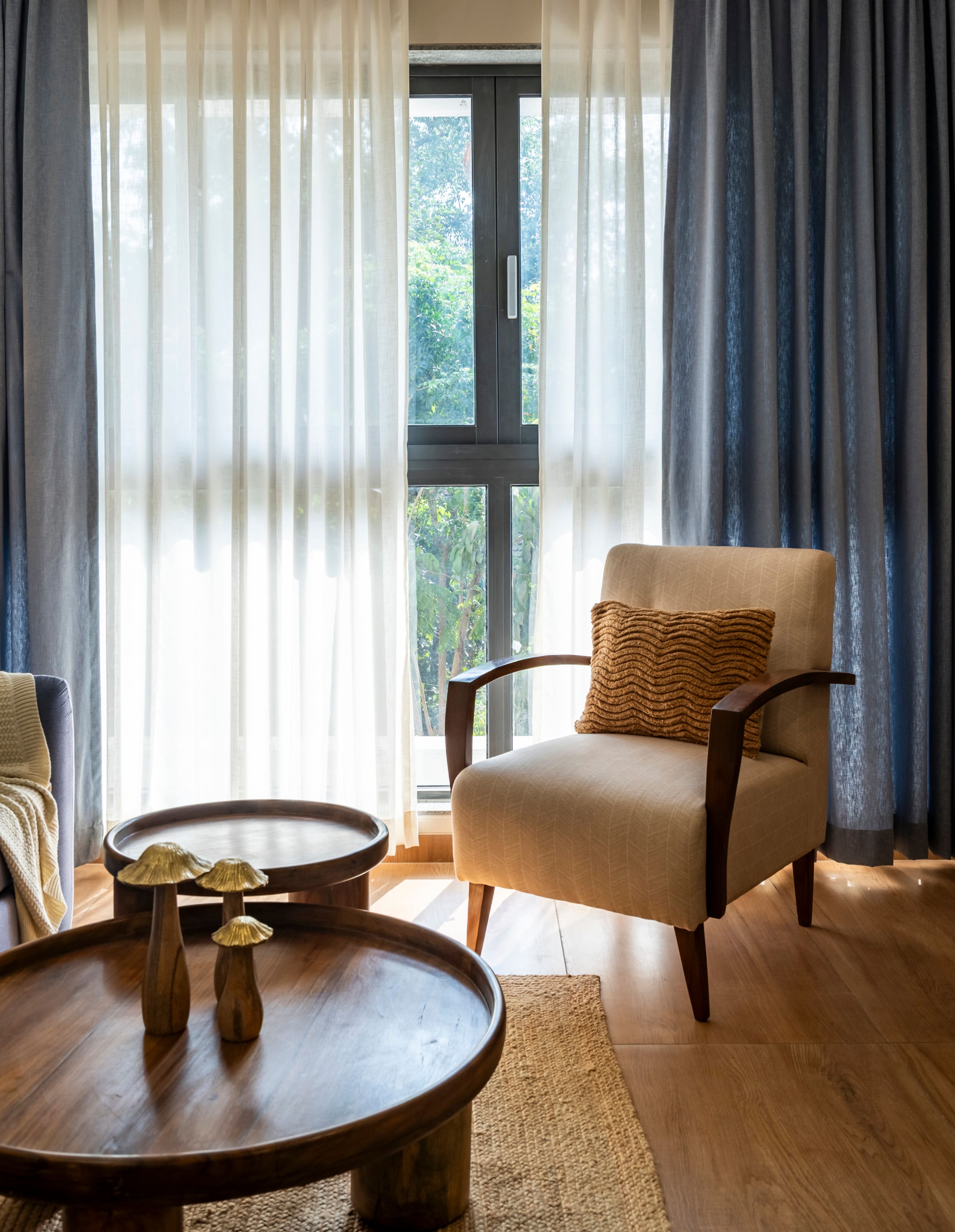 Sea Breeze Stays - The Tropical Cozy 1BHK 10