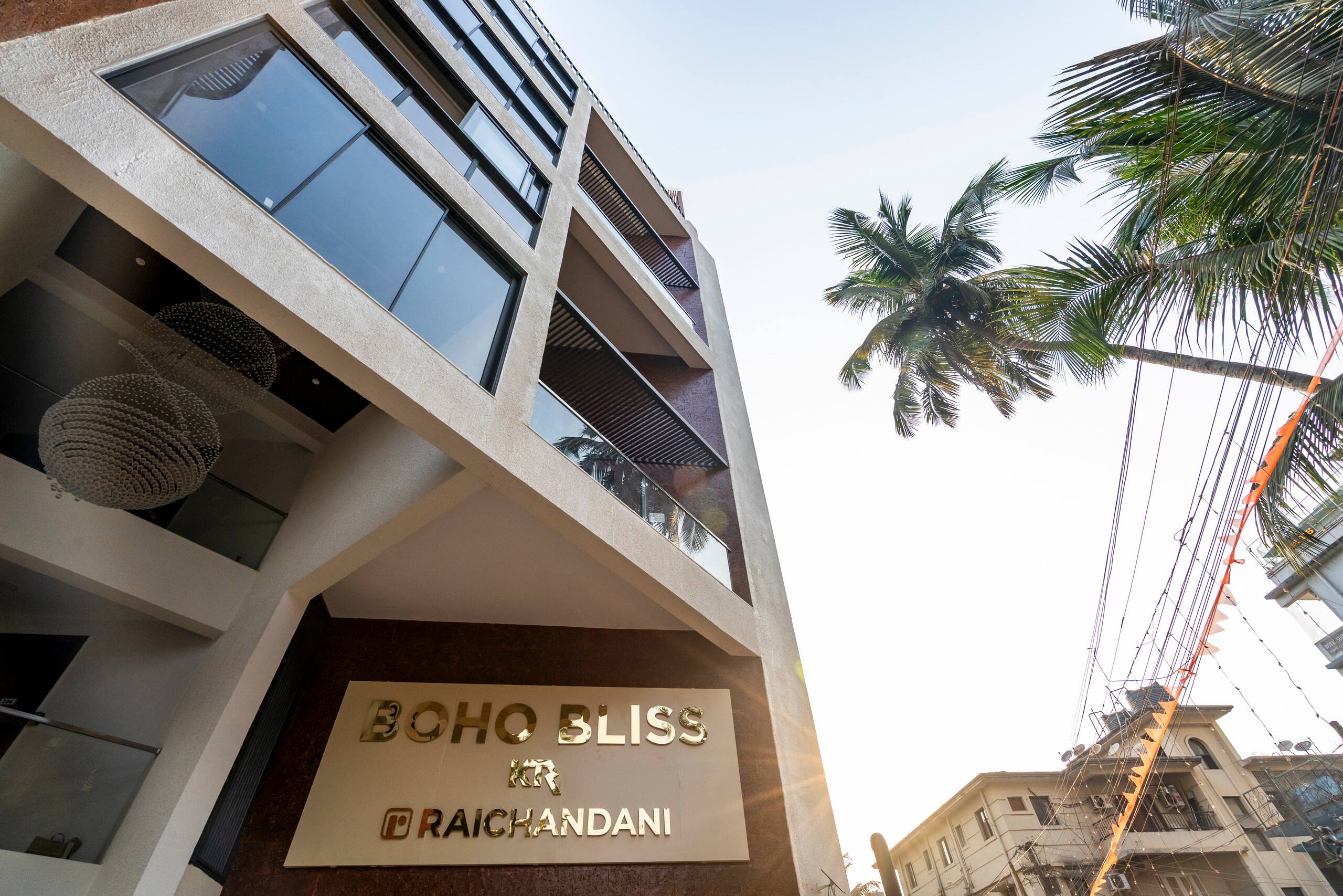 Sea Breeze Stays - The Tropical Cozy 1BHK — photo 3