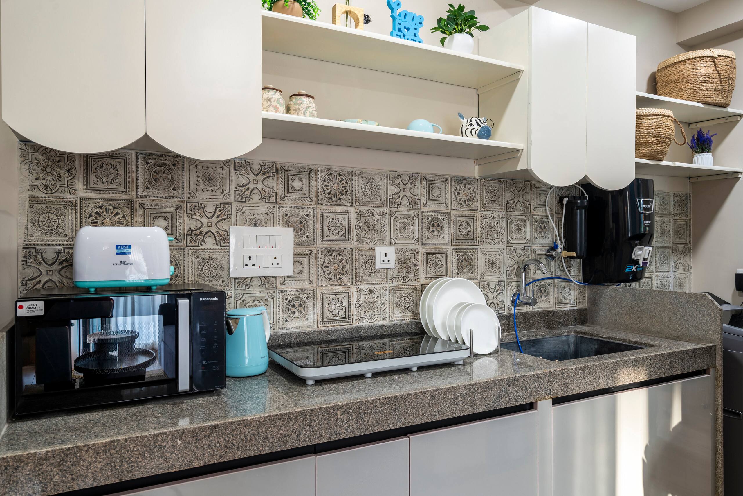 Sea Breeze Stays - The Tropical Cozy 1BHK 21