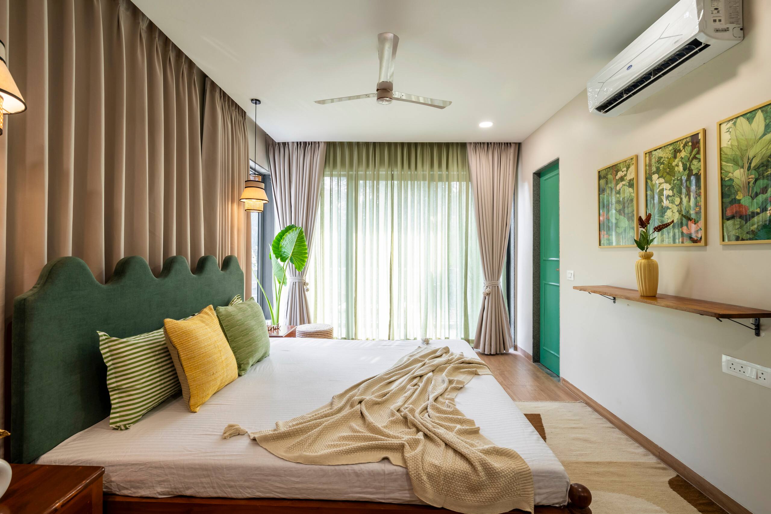 Sea Breeze Stays - The Tropical Cozy 1BHK 33