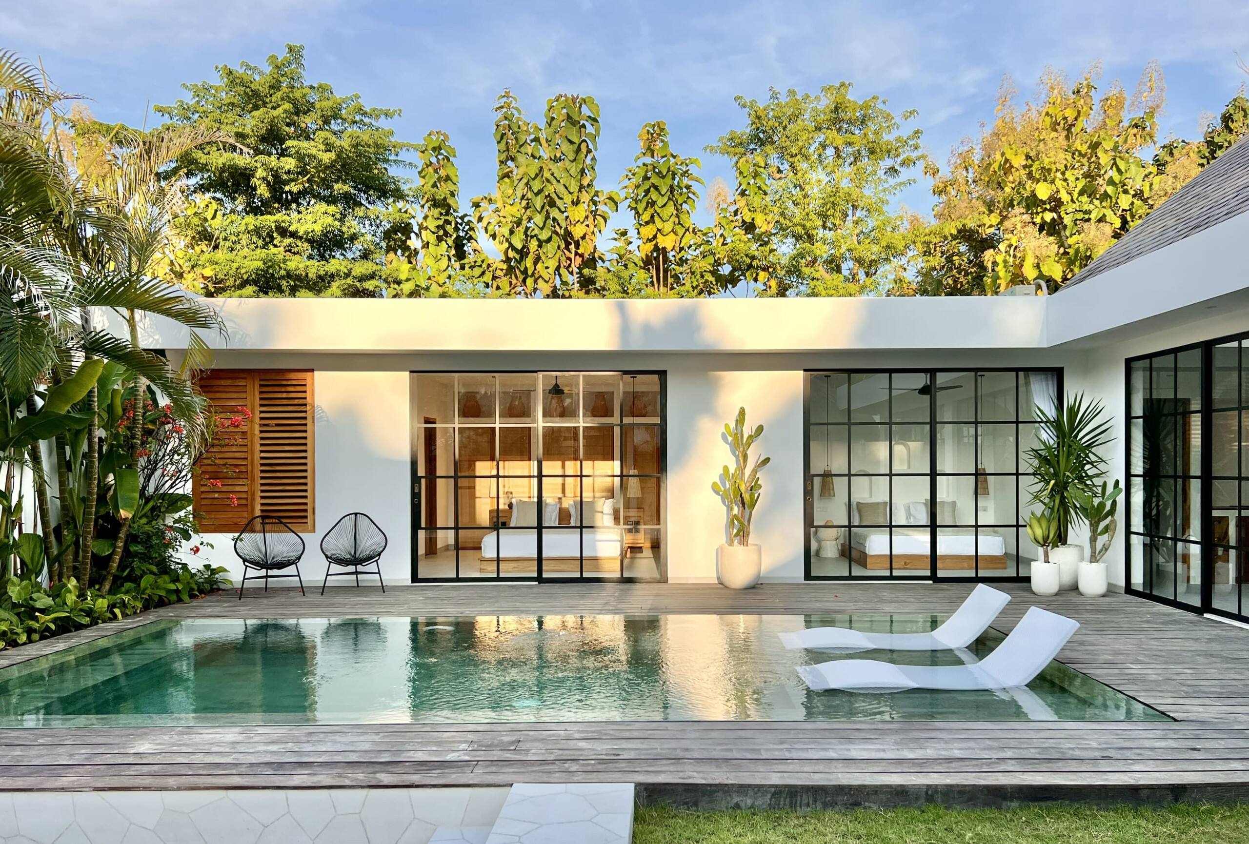 The Young Villas: Brand new 3 Br villa in Bingin