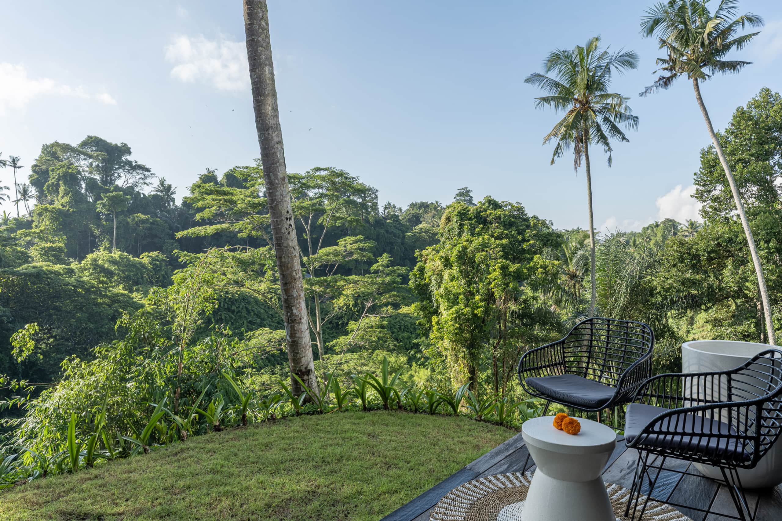 Supreme Villa 4BR Ubud Epic Pool Sunrise Canyon 40