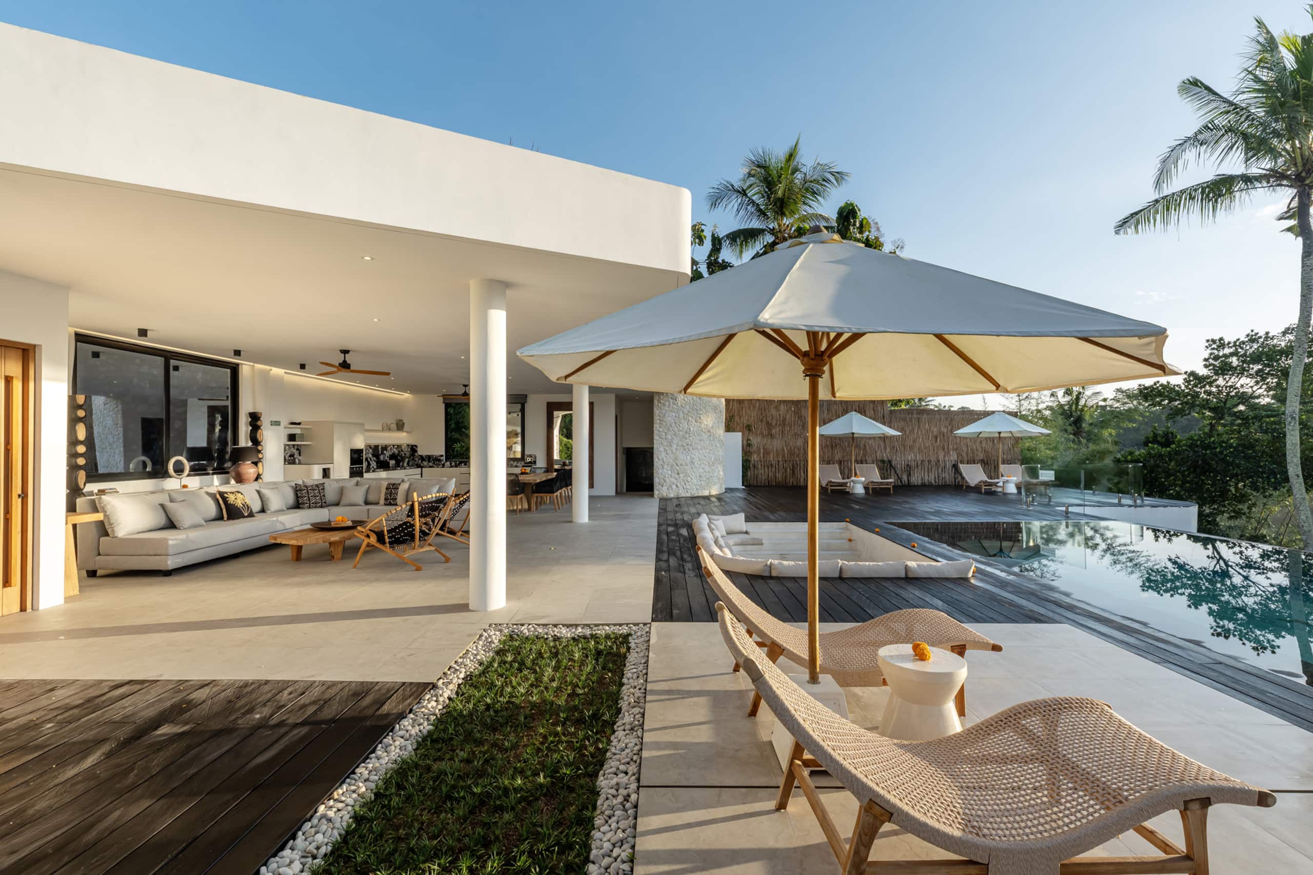 Supreme Villa 4BR Ubud Epic Pool Sunrise Canyon 8