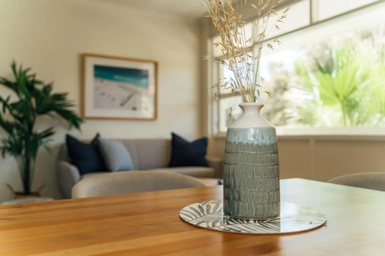 Beachy Keen on Moseley—Laid-Back Stay by the Jetty 10