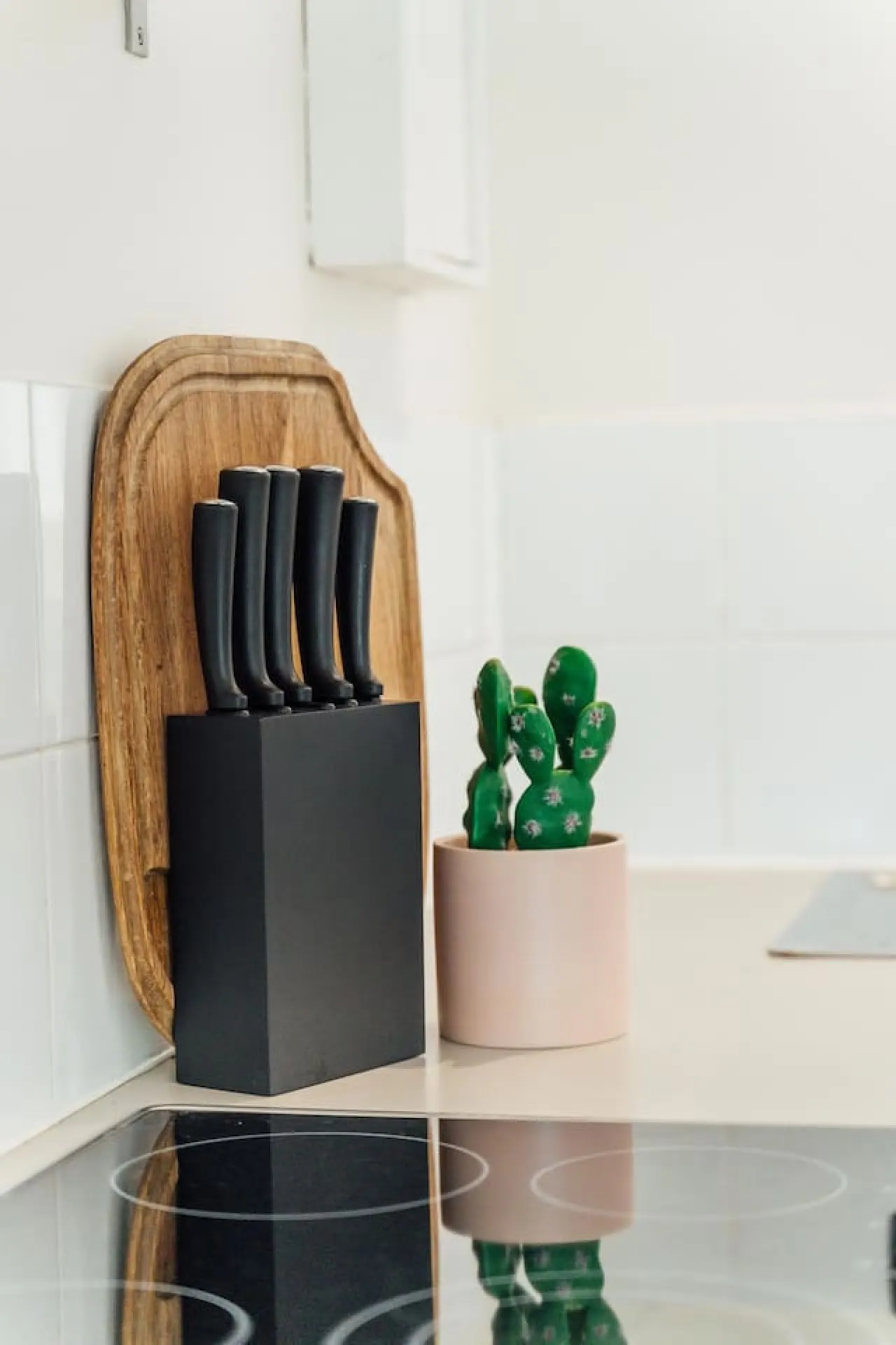 Beachy Keen on Moseley—Laid-Back Stay by the Jetty 13