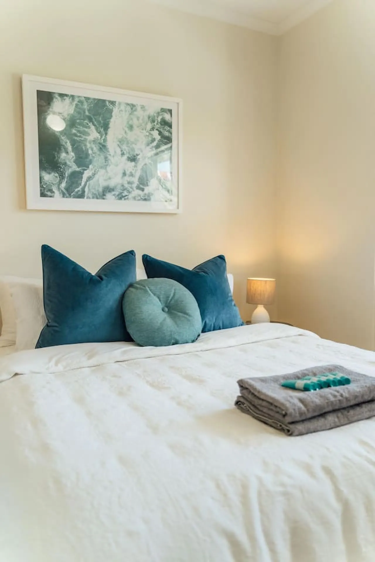 Beachy Keen on Moseley—Laid-Back Stay by the Jetty 19