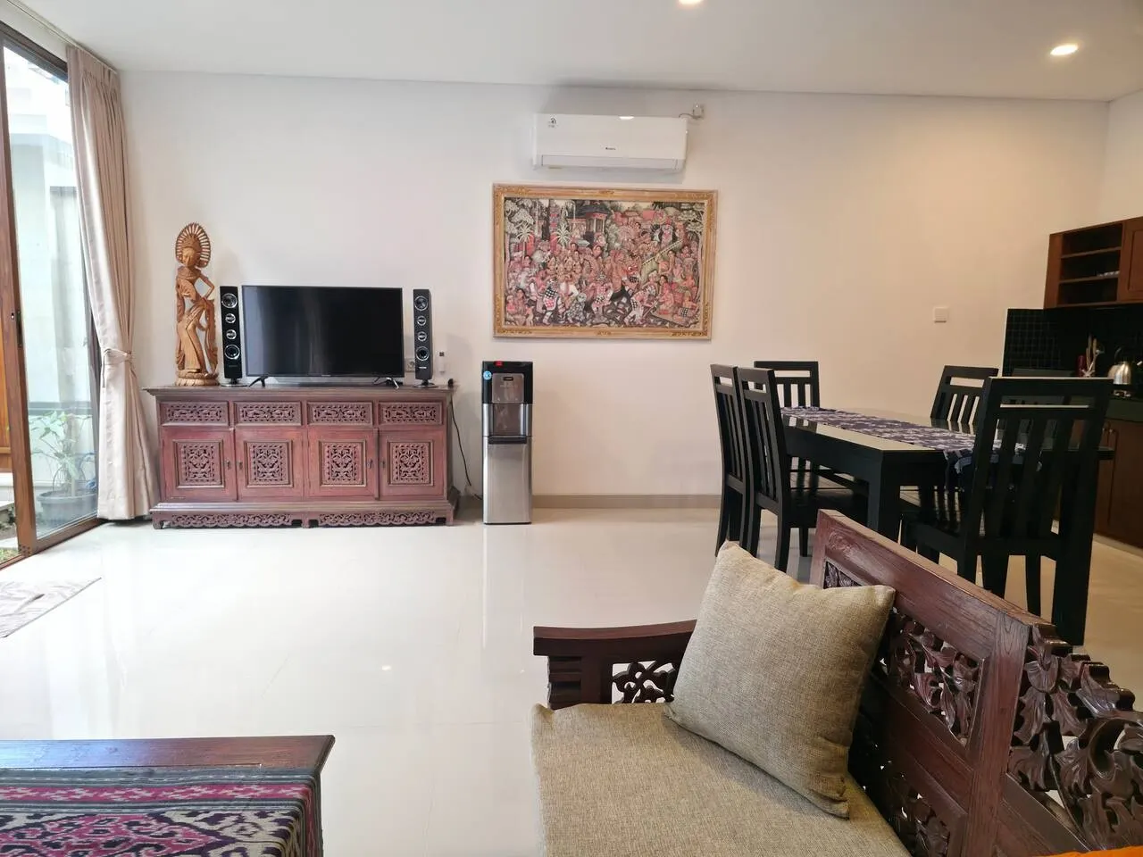 Brand New Classic 3BR Pool Villa Near Berawa Beach 11