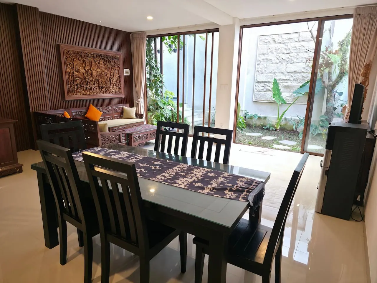 Brand New Classic 3BR Pool Villa Near Berawa Beach 14