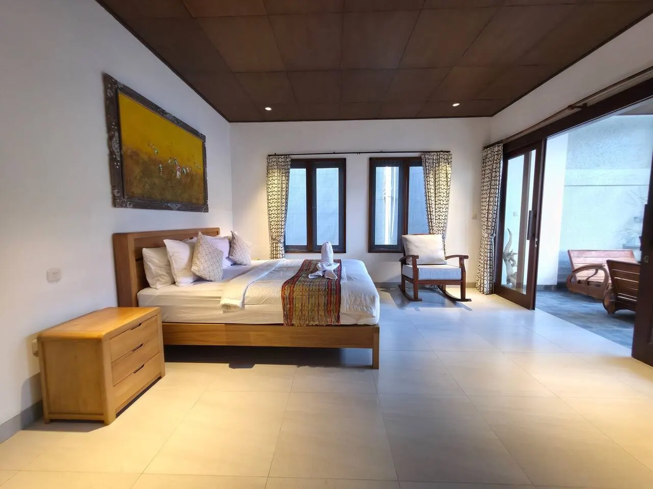 Brand New Classic 3BR Pool Villa Near Berawa Beach 20