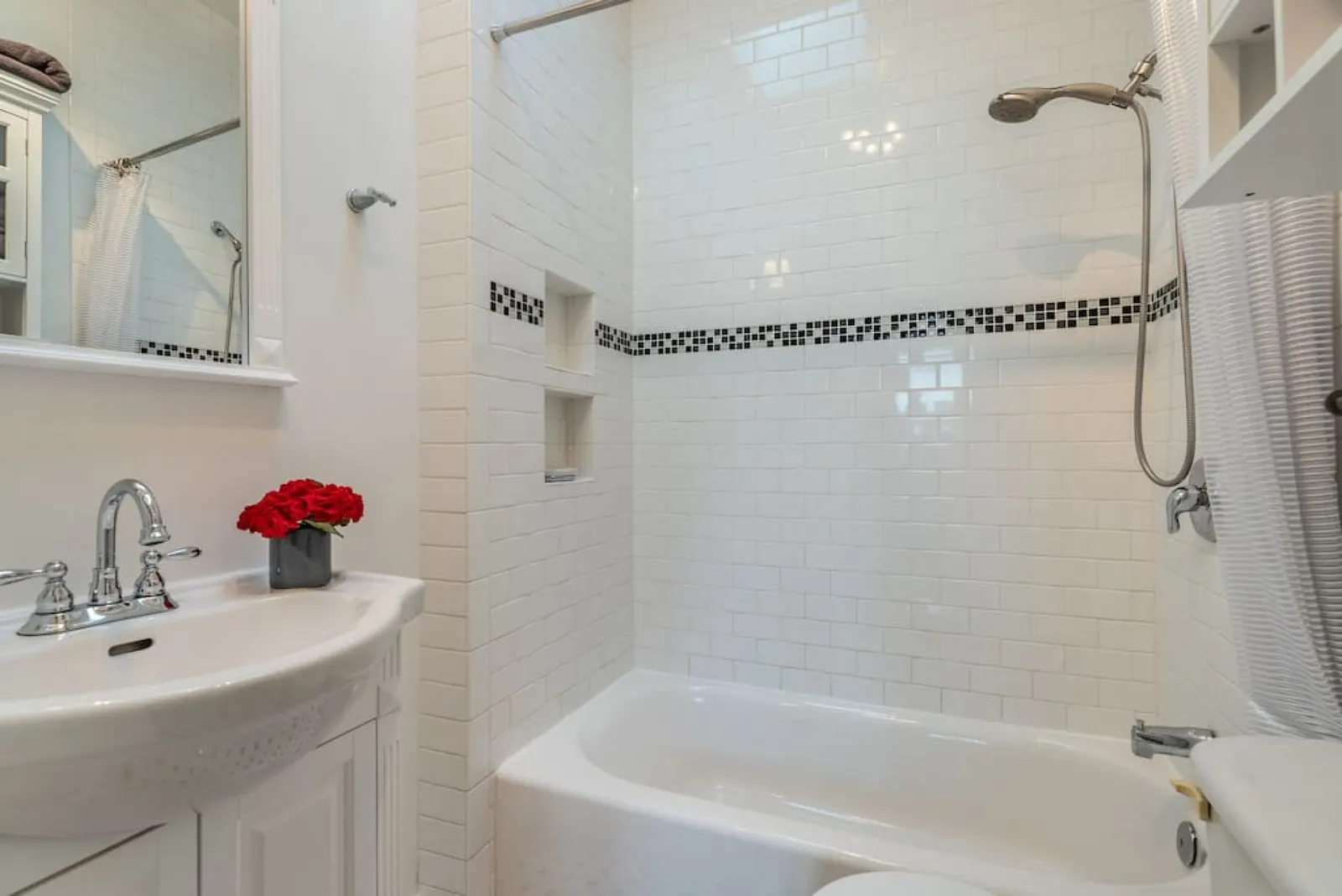 New Contemporary Historical Unit in SLC from, 5 Star Host 13