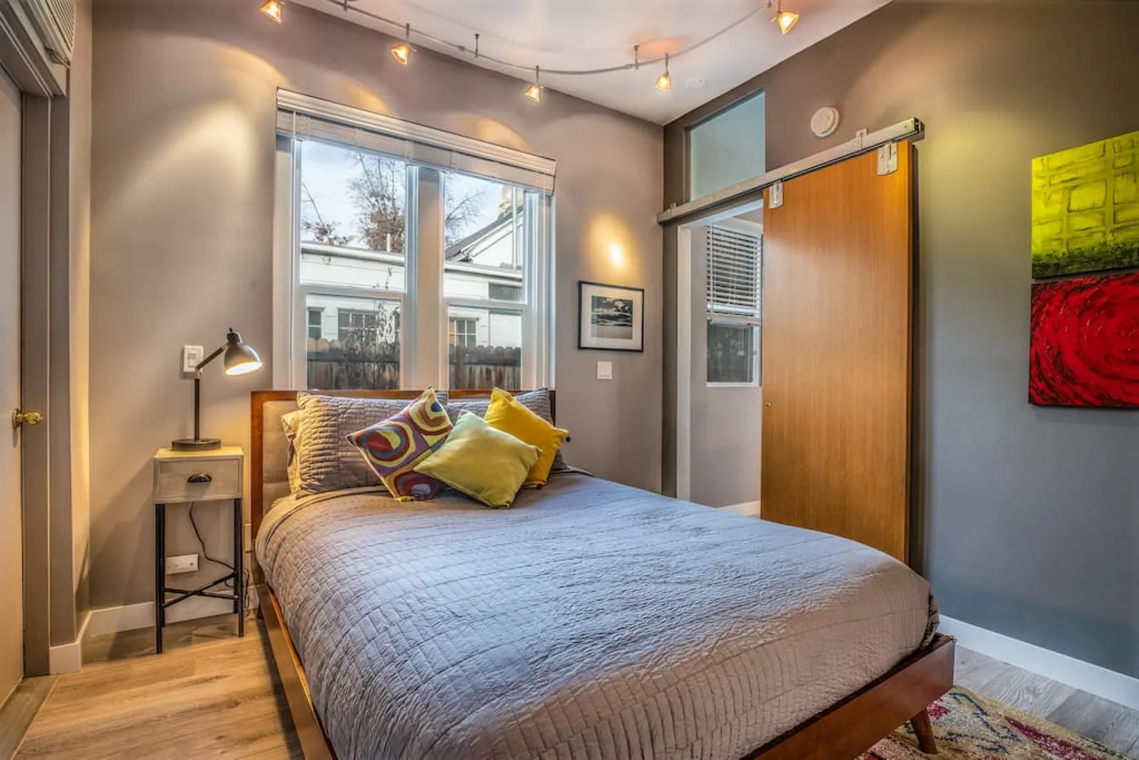 New Contemporary Historical Unit in SLC from, 5 Star Host 7
