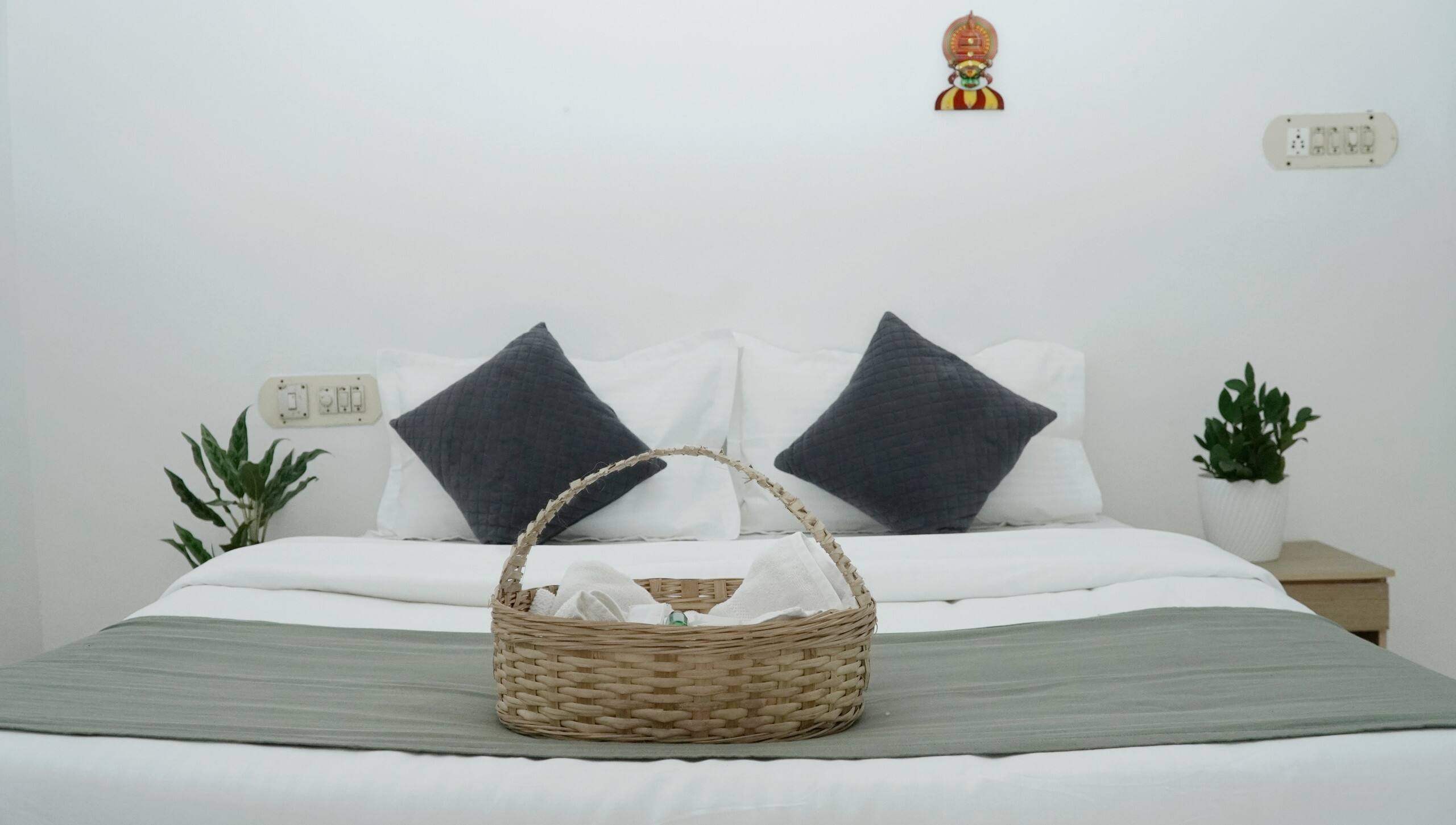 Mithra 3 bedroom AC budget apartment 27