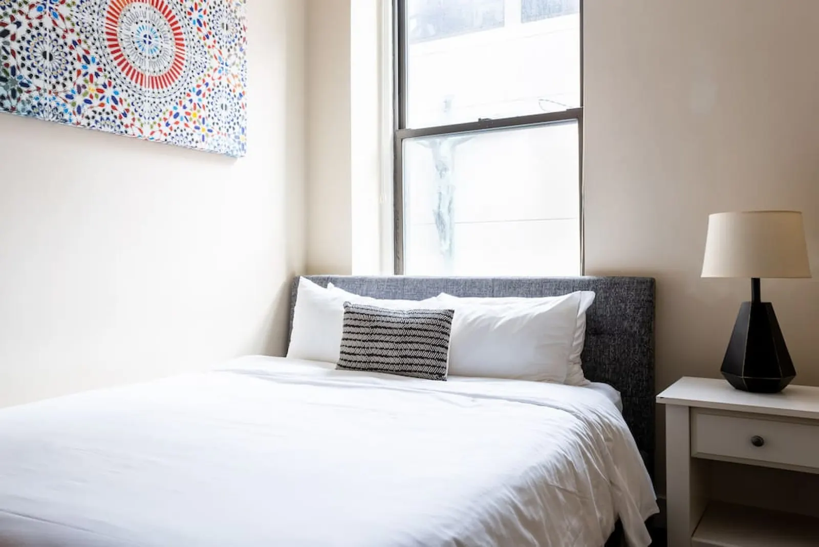 Center of Boston Studio Pet Friendly | Laundry — photo 2